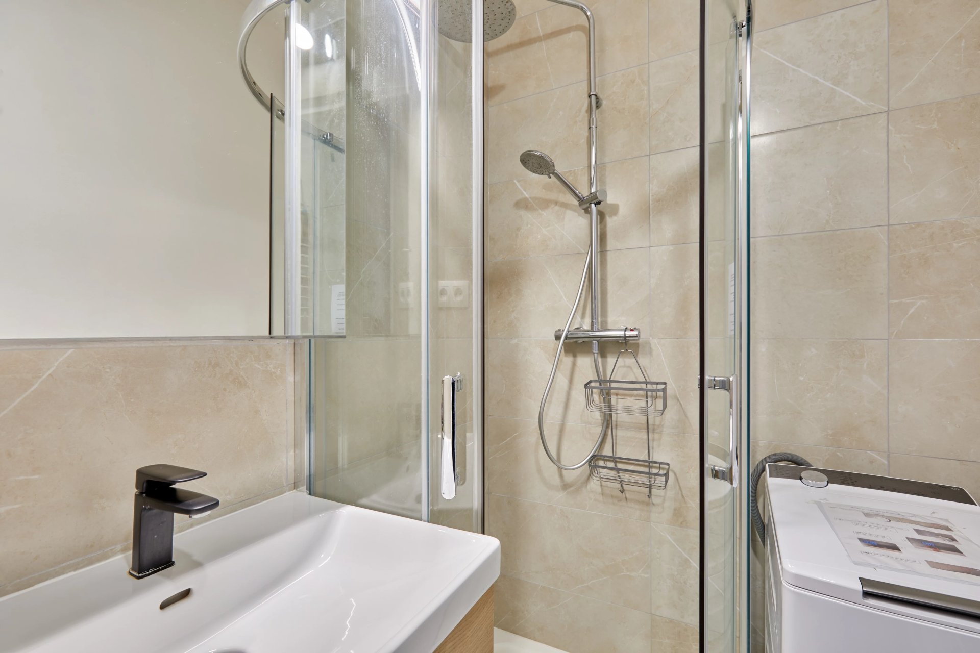 1 Bedroom Apartment/Flat's Image 10