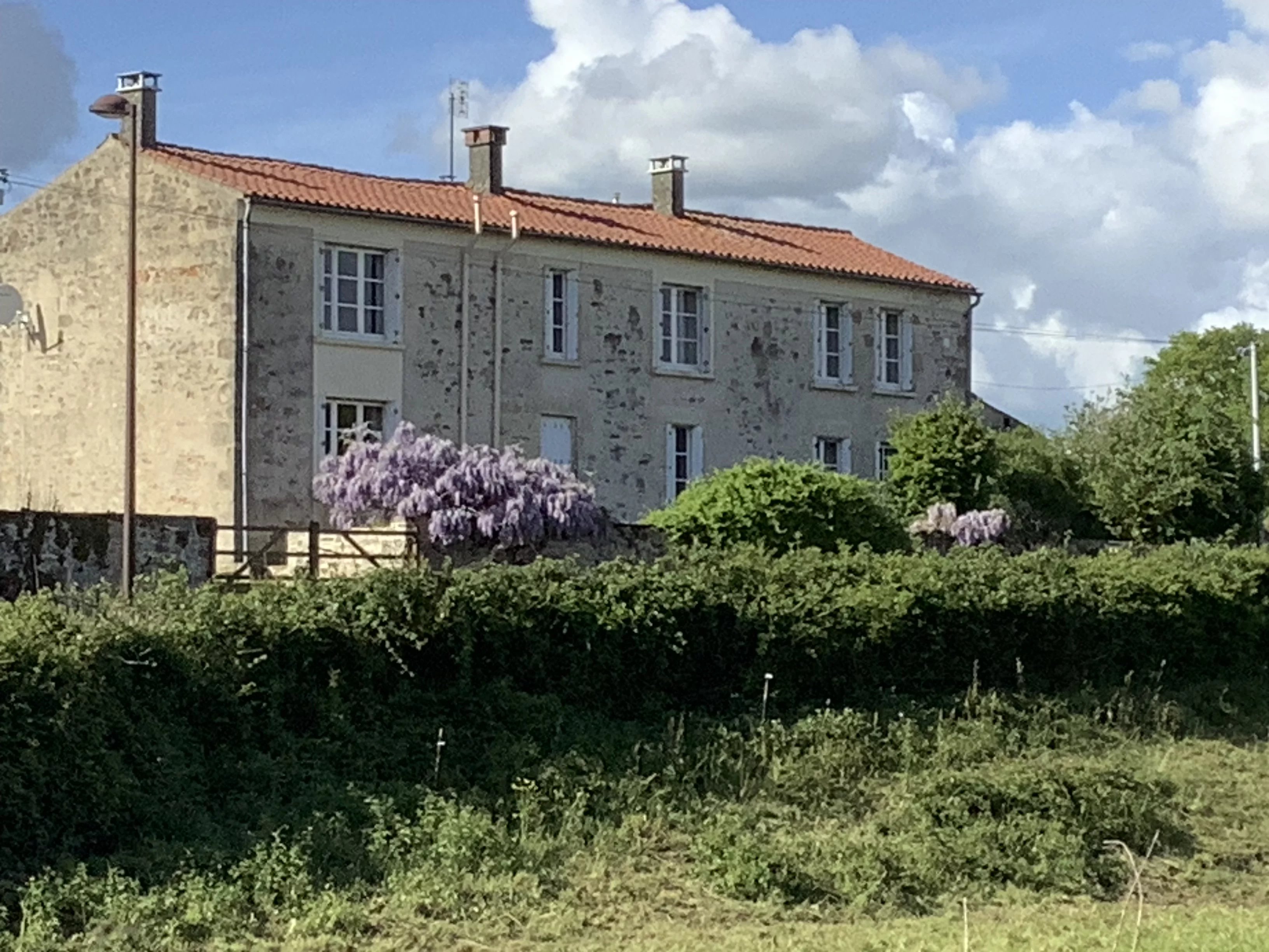 House in Saint-Cyr-des-Gats - view 1