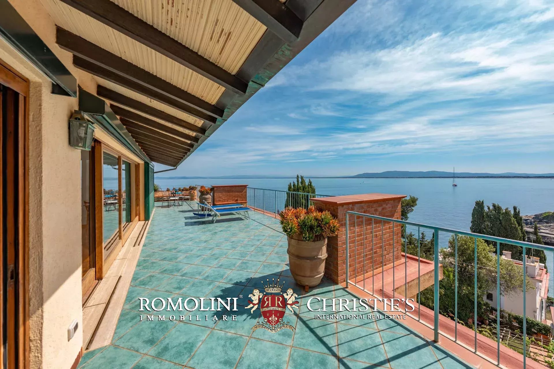 11 Bedroom Villa/Townhouse's Image 71