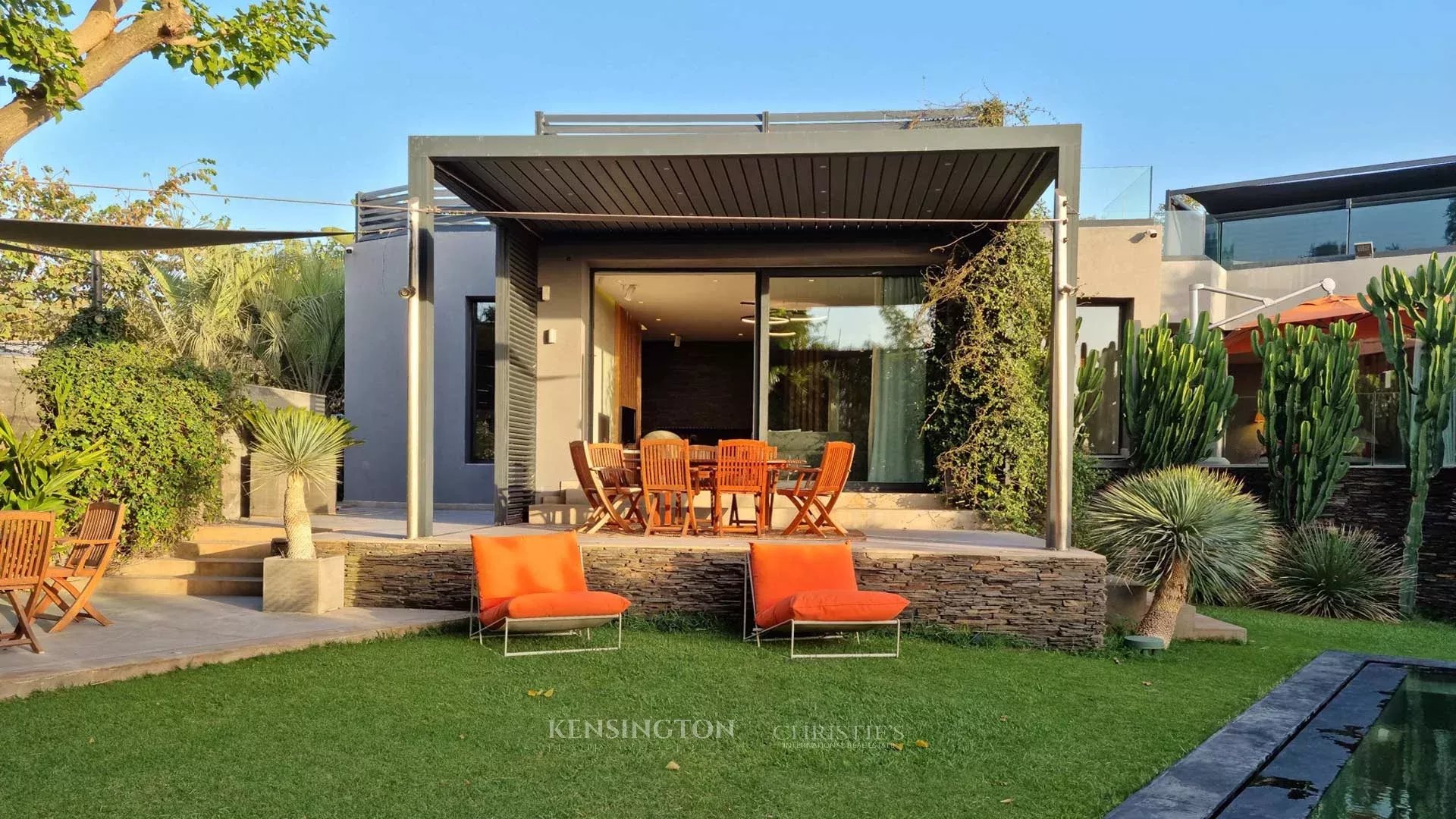 4 Bedroom Villa/Townhouse's Image 9