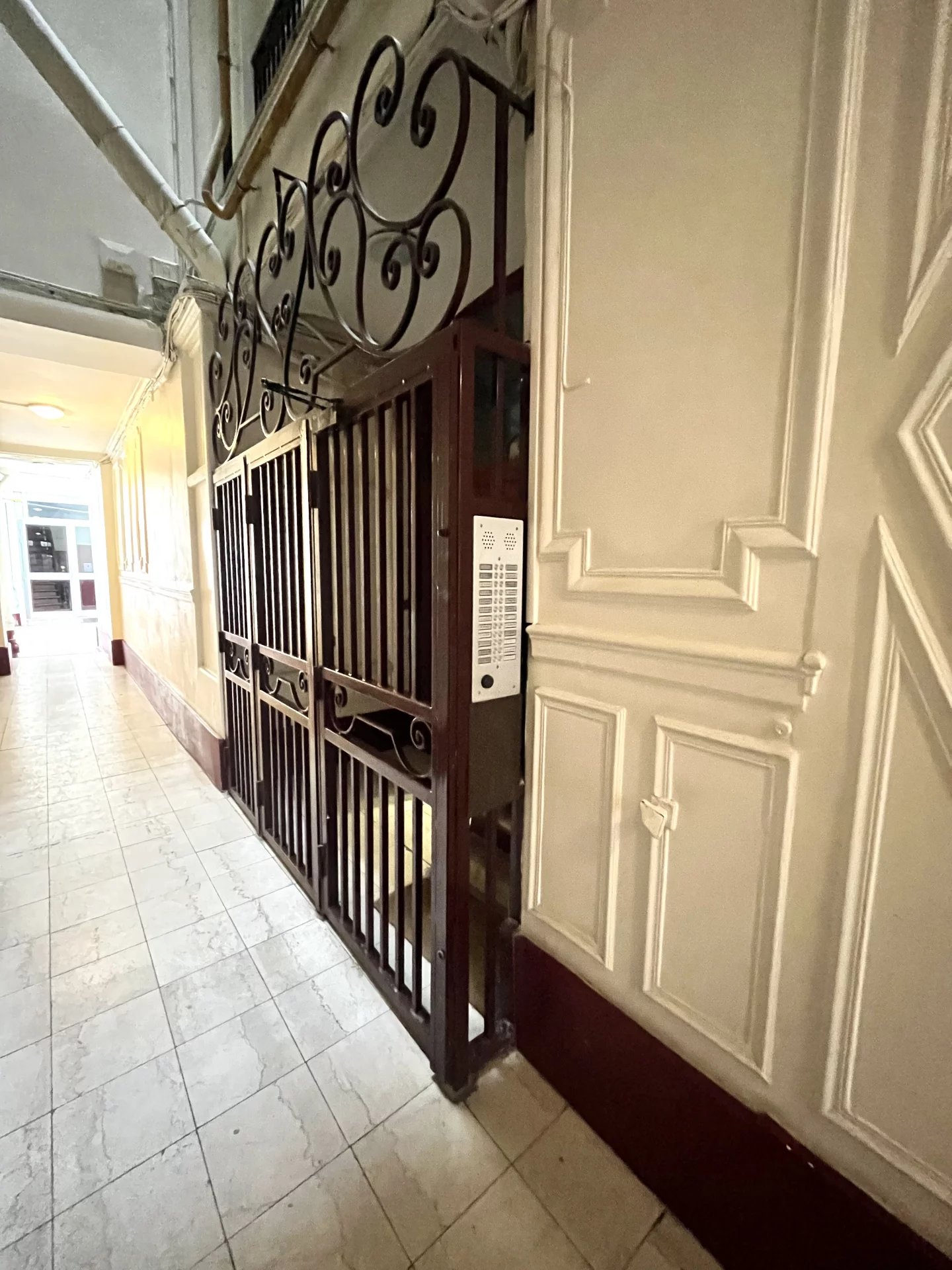 75004/ Hôtel de Ville: superbe studio