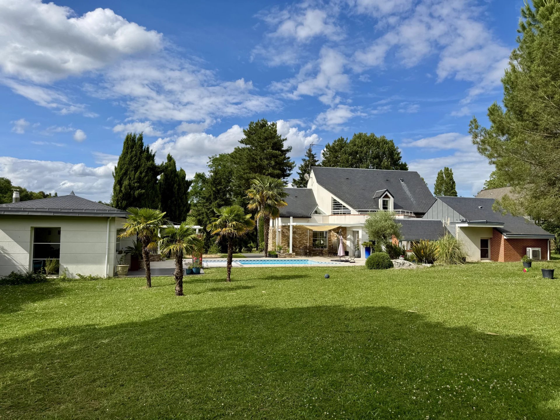 Agence immobilière de 