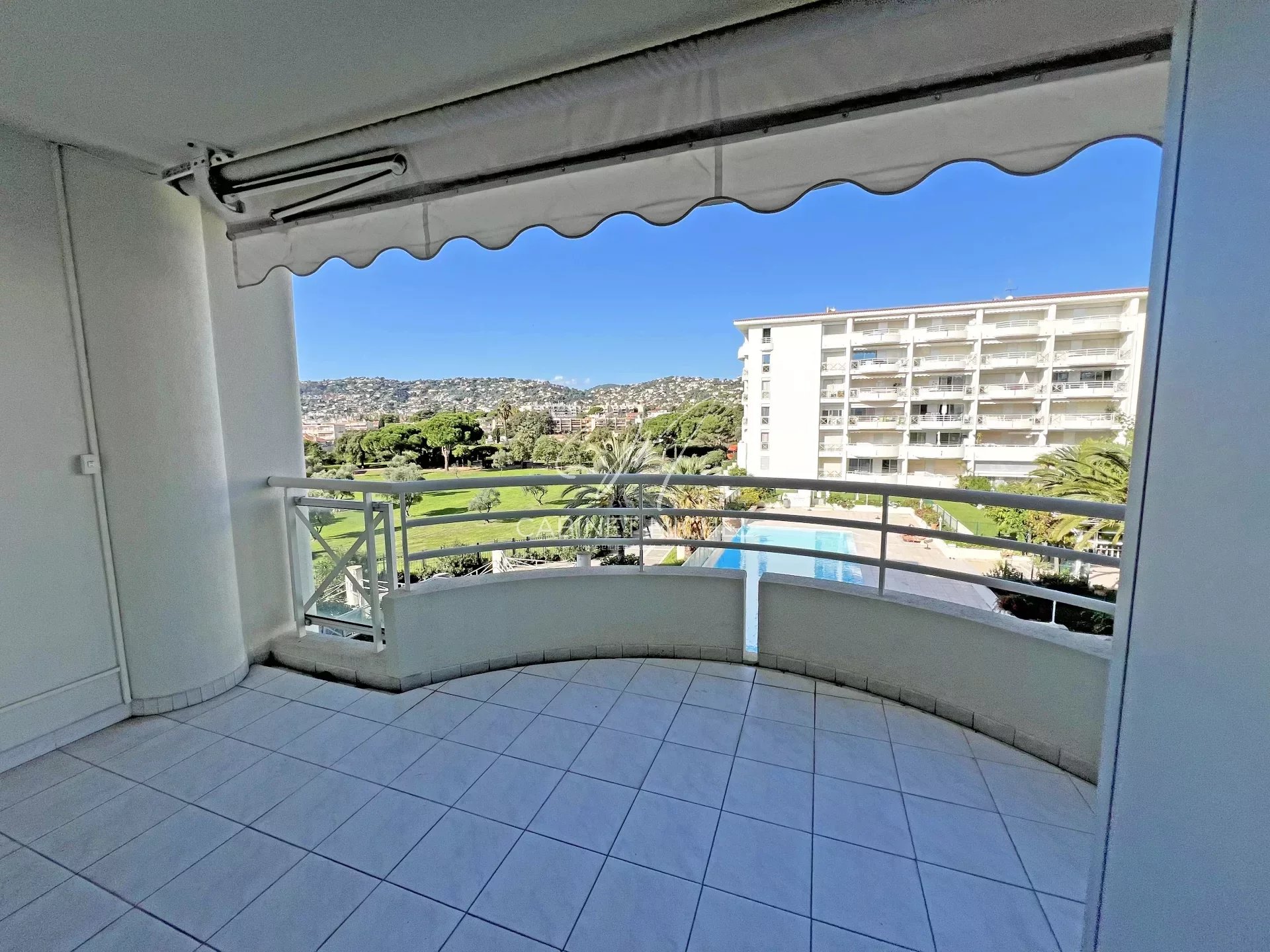 06160 JUAN-LES-PINS APPARTEMENT