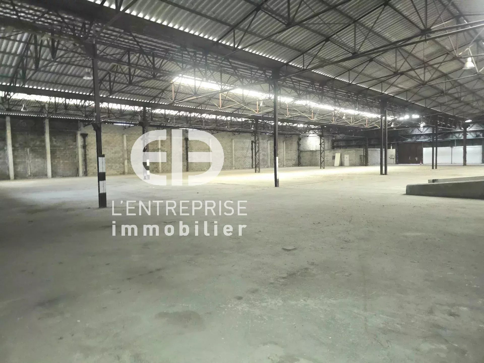 Location Entrepôt La Trinité
