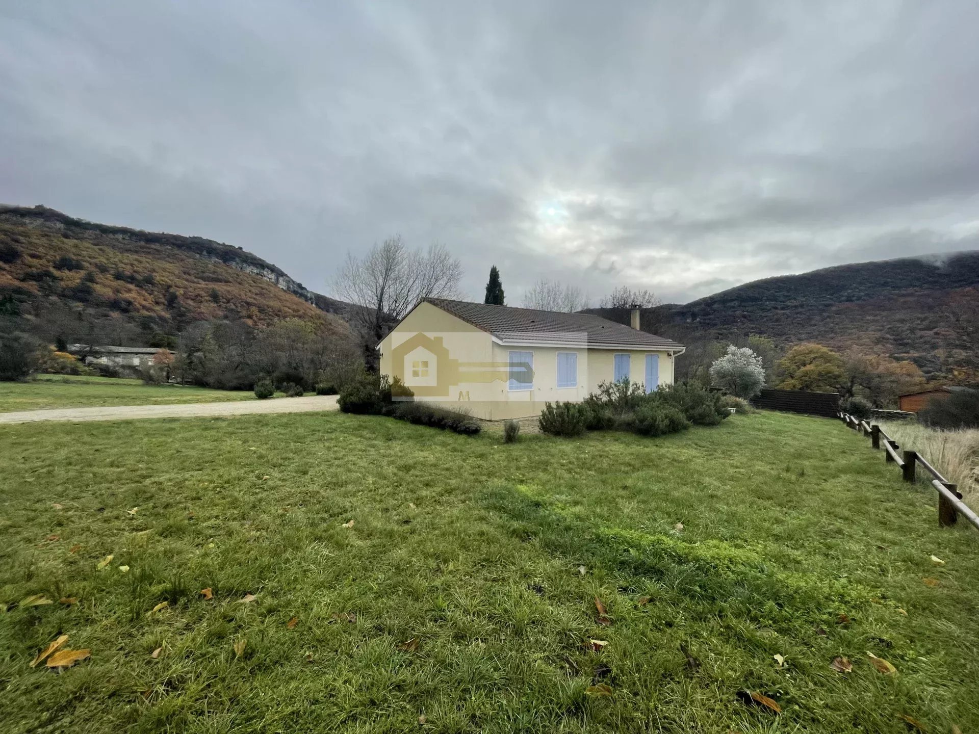 Agence immobilière de 
