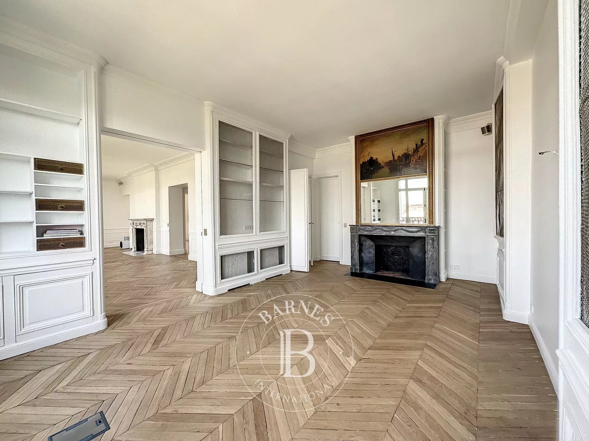 Appartement Paris 75007  -  ref 82367964 (picture 1)