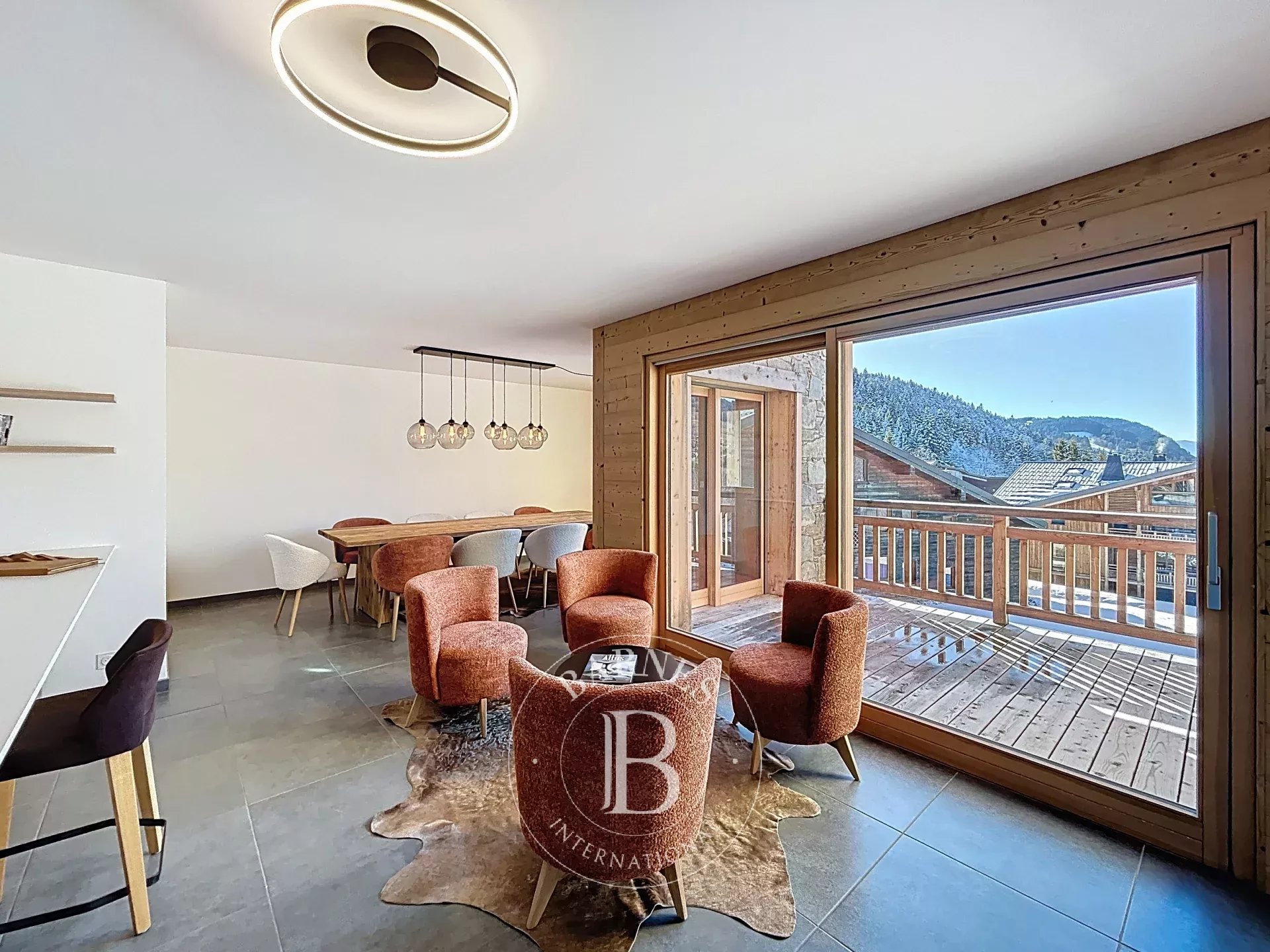 Photo of Les Gets – Spacious Family T6 Duplex – Direct Ski Access – Open Mountain Views