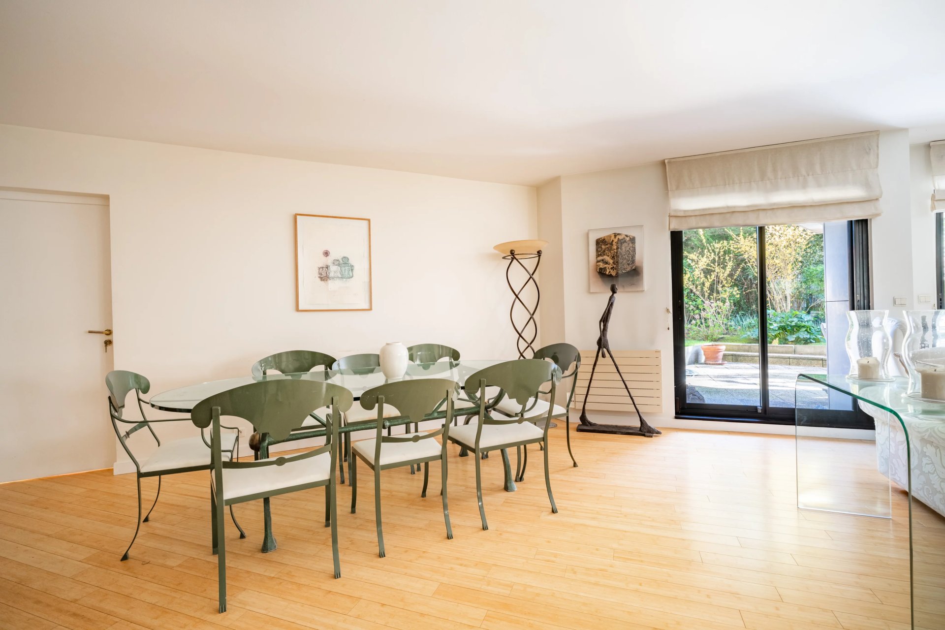 3 Bedroom Apartment/Flat's Image 3