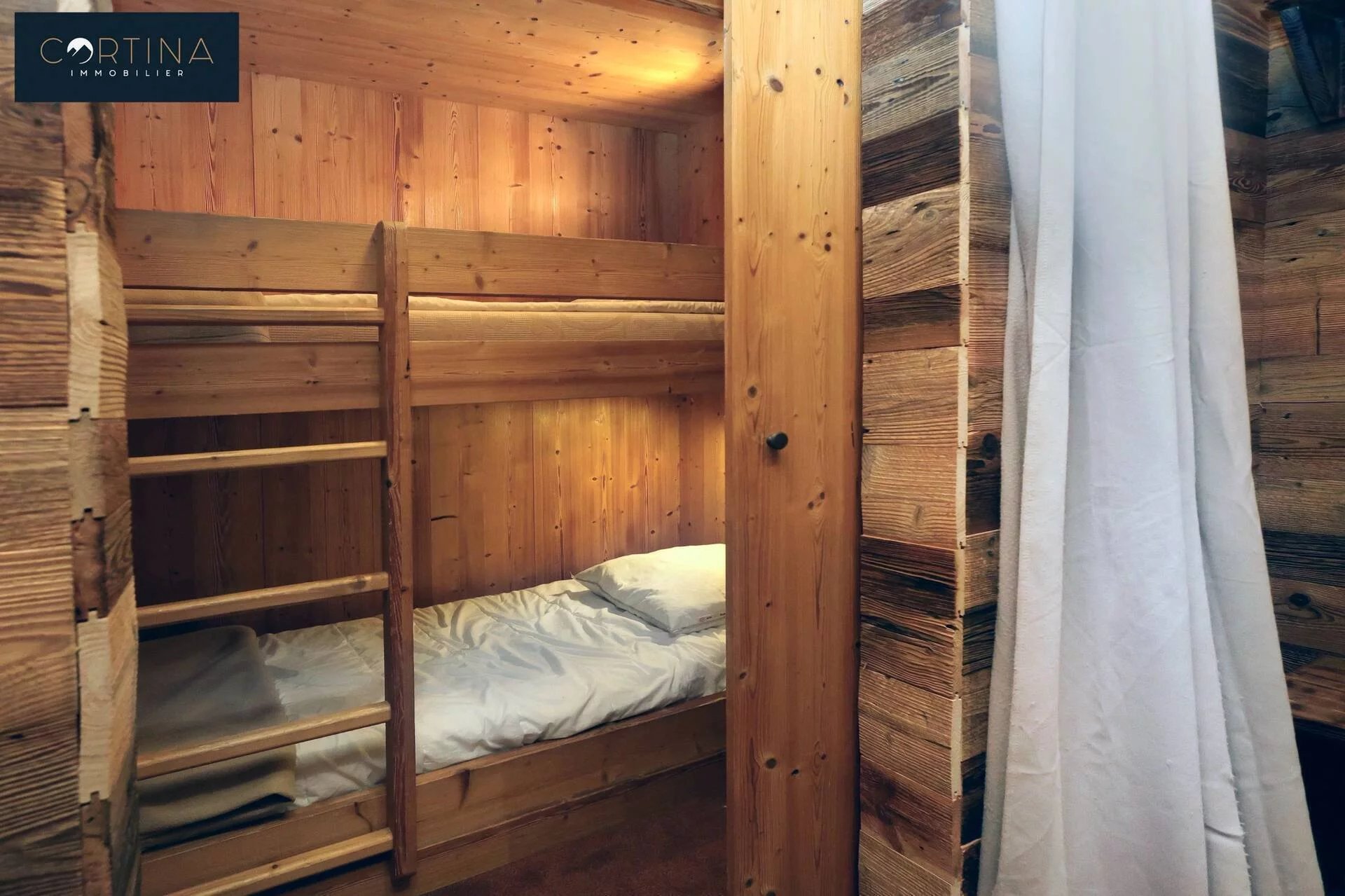 ALBA 52 - Appartement spacieux 10 personnes