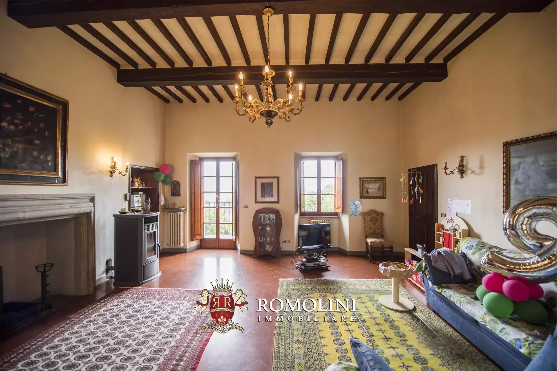 6 Bedroom Villa/Townhouse's Image 30
