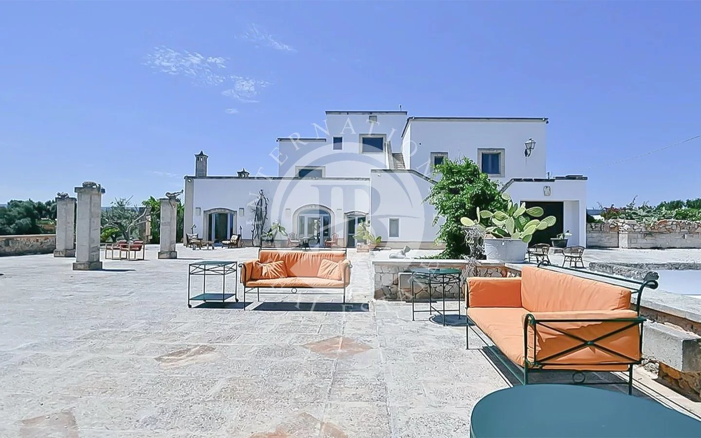 Villa in Fasano - view 1