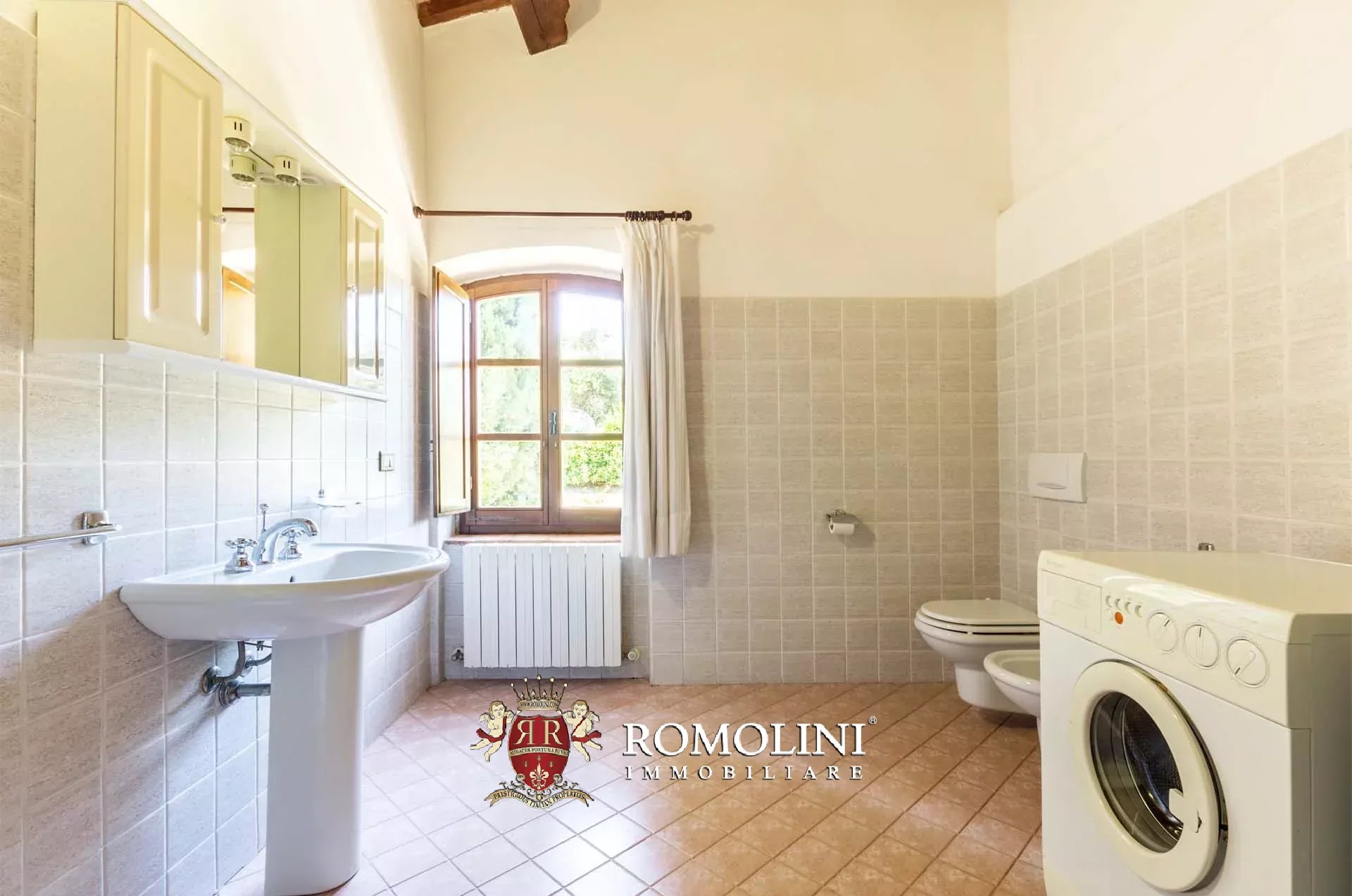 35 Bedroom Villa/Townhouse's Image 27