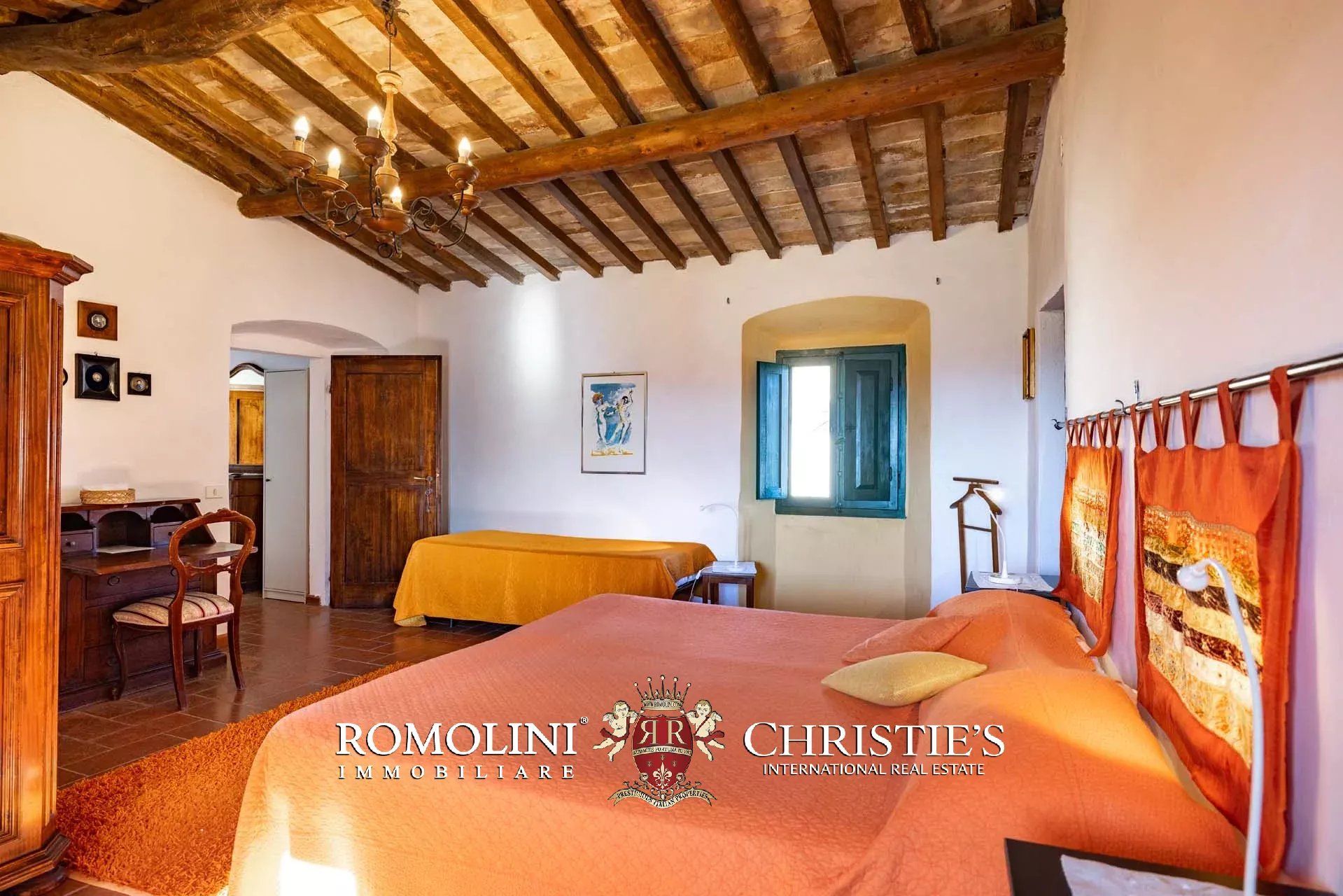 10 Bedroom Villa/Townhouse's Image 70