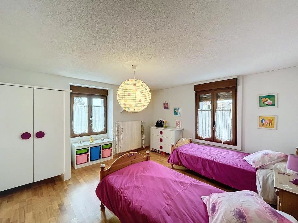 Magnifique maison avec grand jardin ! Parfait pour une famille !