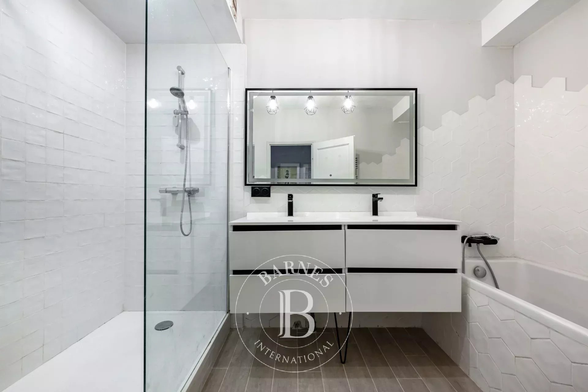 Daire Paris 3ème - picture 10