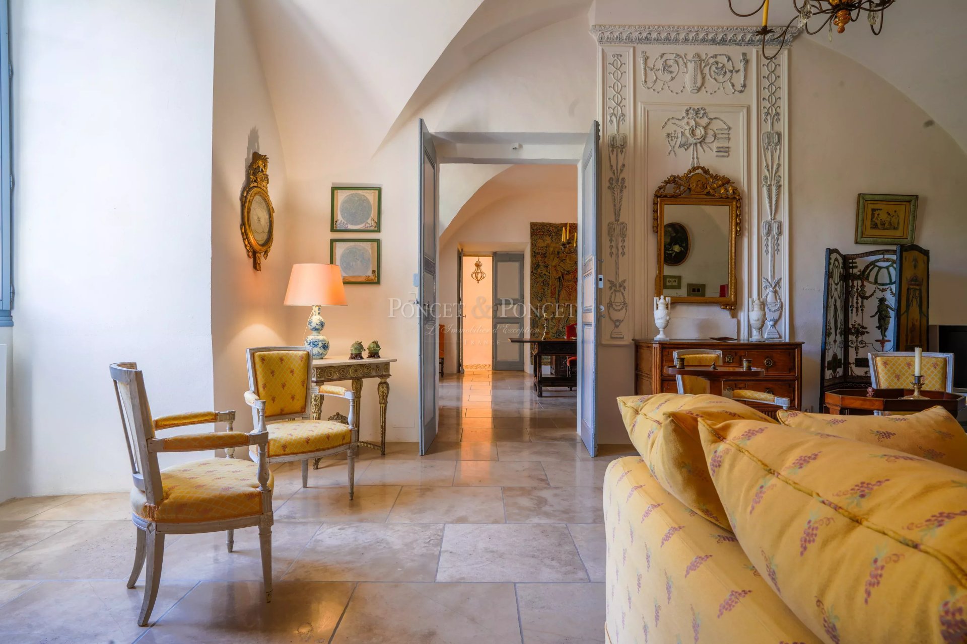 8 Bedroom Chateau's Image 10