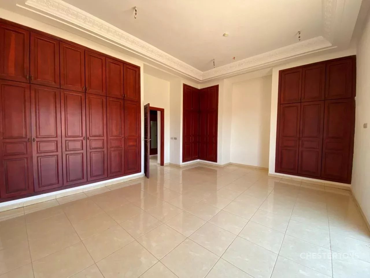  Image of Villa - 6 Bedrooms for Sale in Marrakech-Ménara-Marrakech-Morocco, Image 12