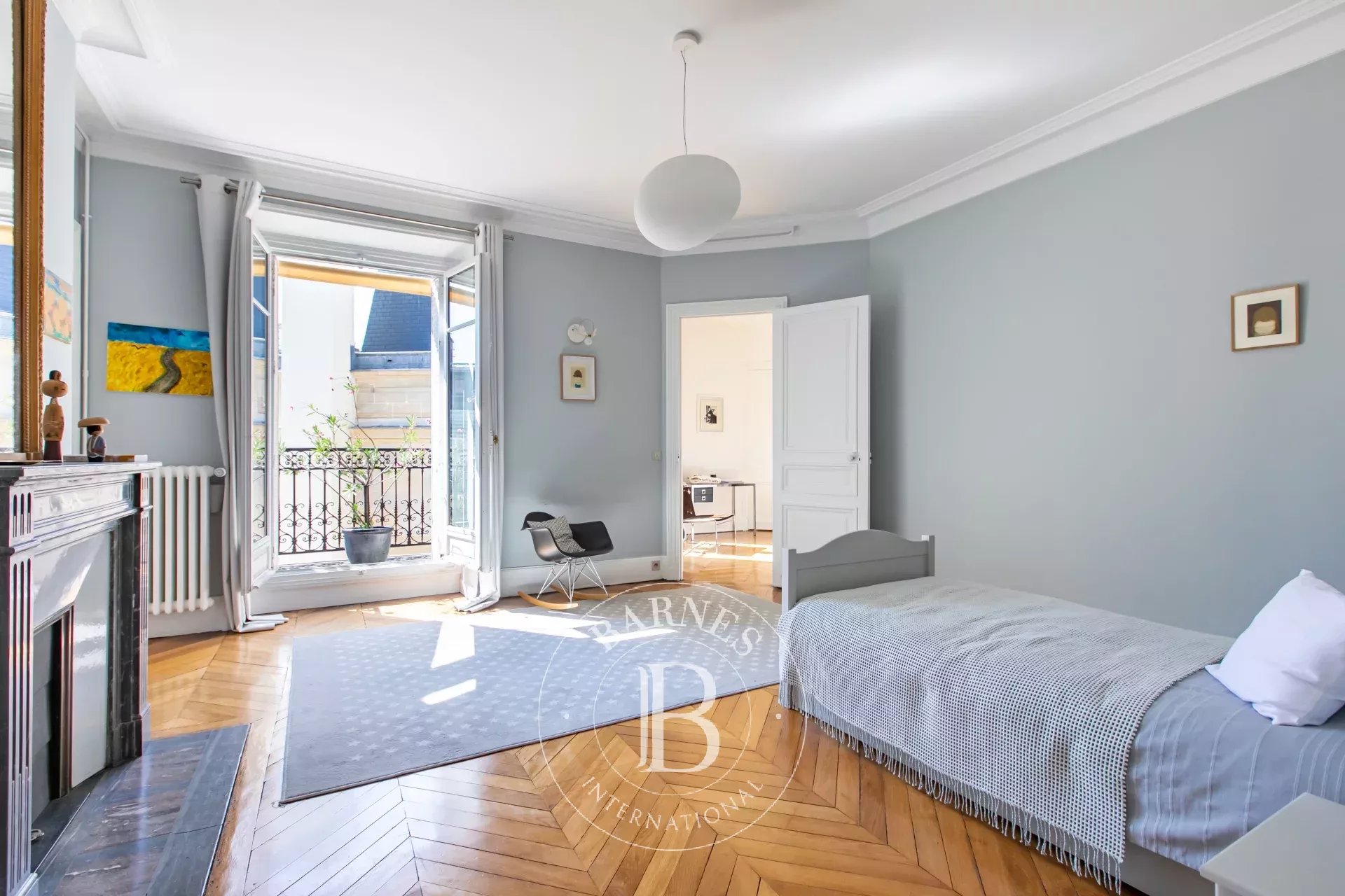 Daire Paris 8ème - picture 8