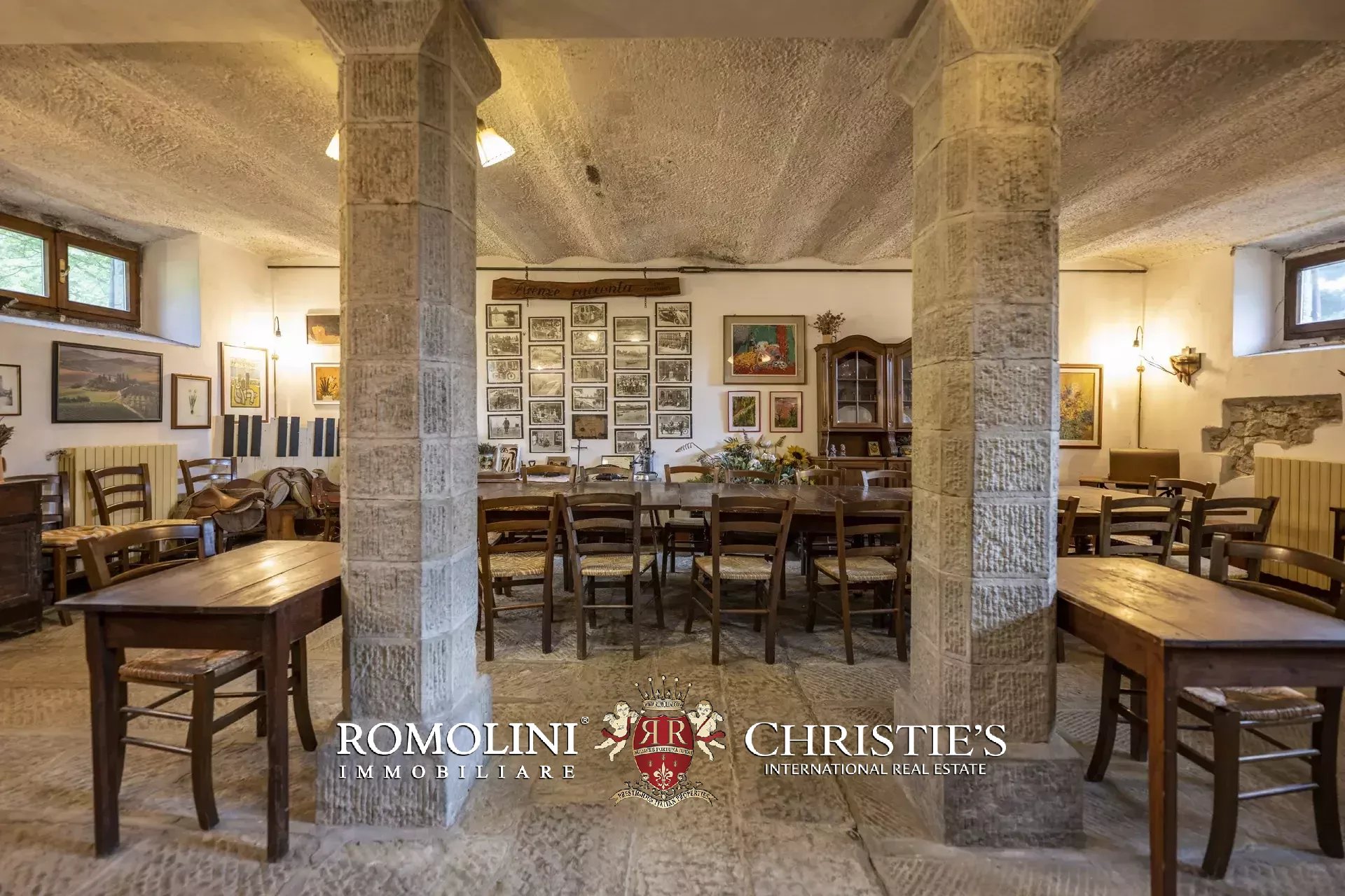 101-HA ESTATE WITH NATURAL SPRINGS FOR SALE BETWEEN AREZZO AND FLORENCE