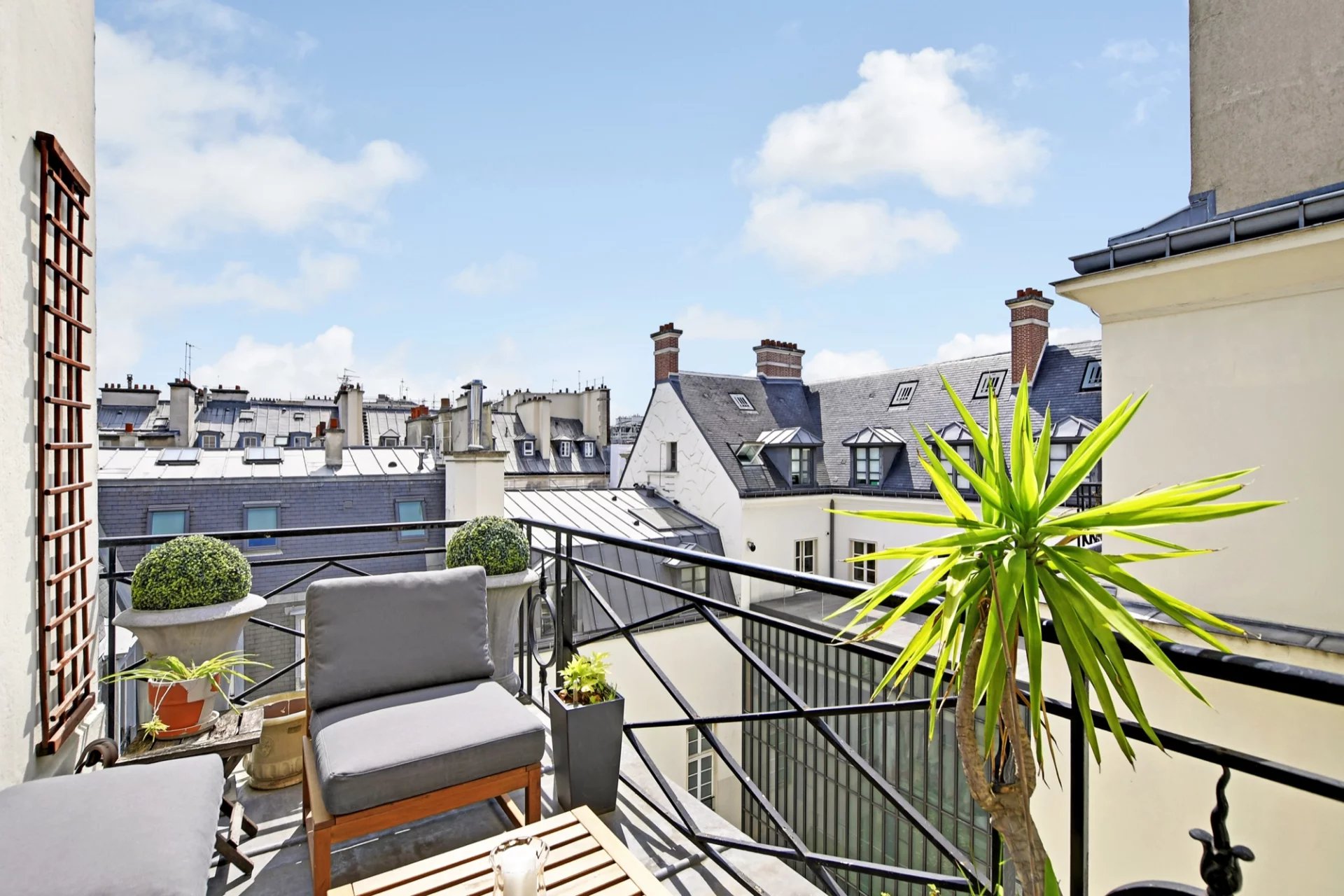 Sale Apartment Paris 1st