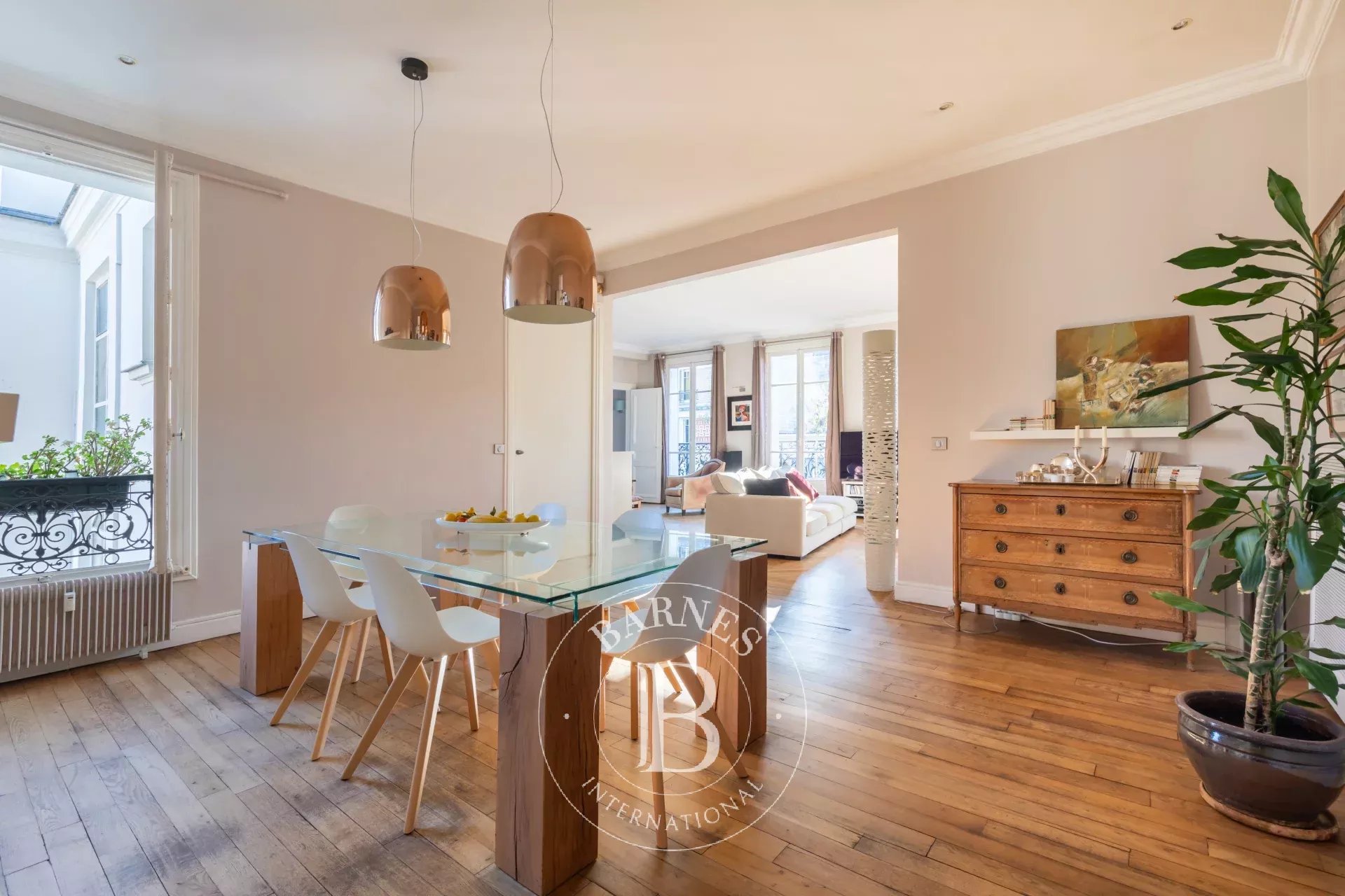 Квартира Neuilly-sur-Seine