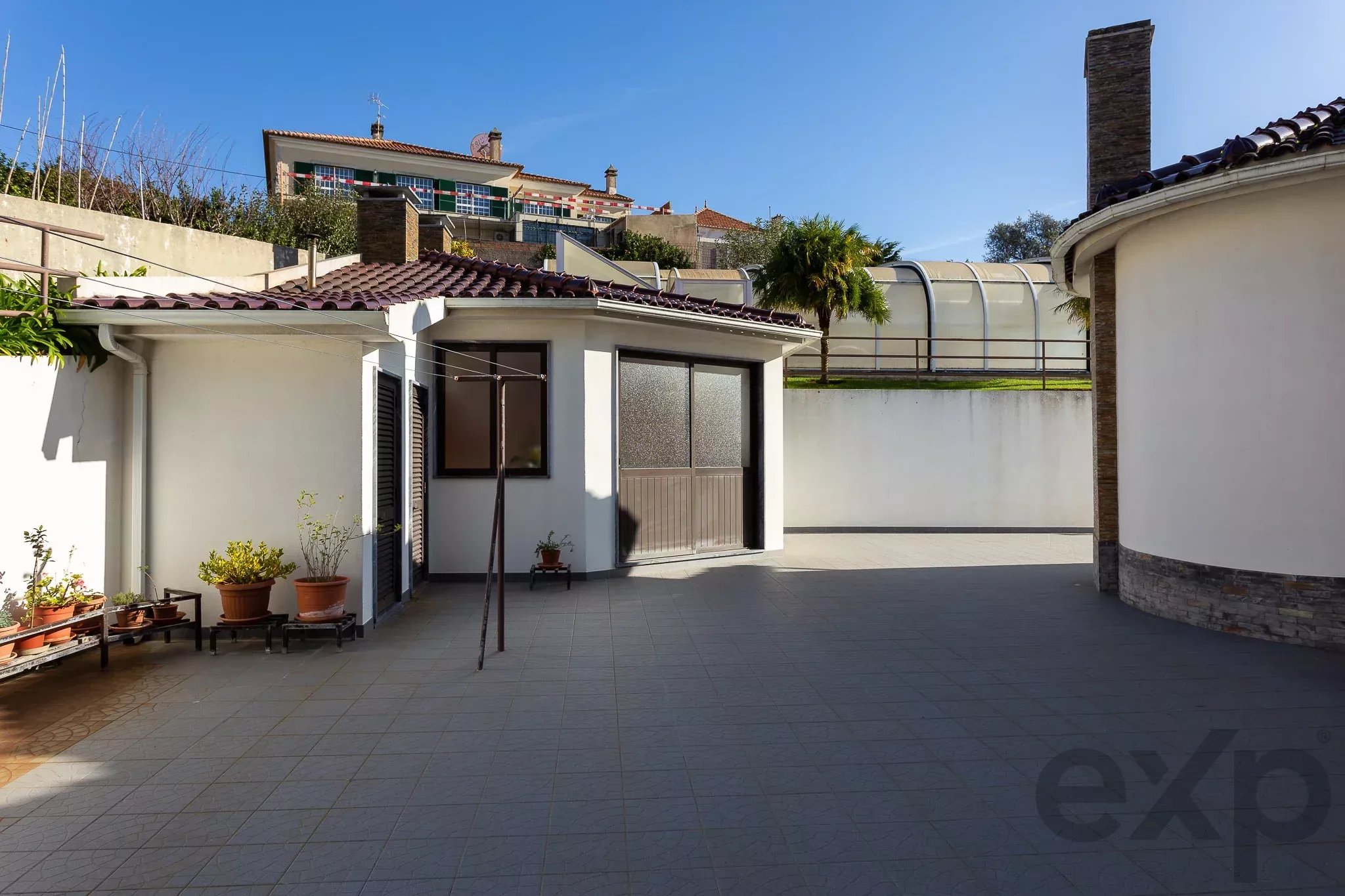 Prestigious Residence with Swimming Pool 87053100 image 41