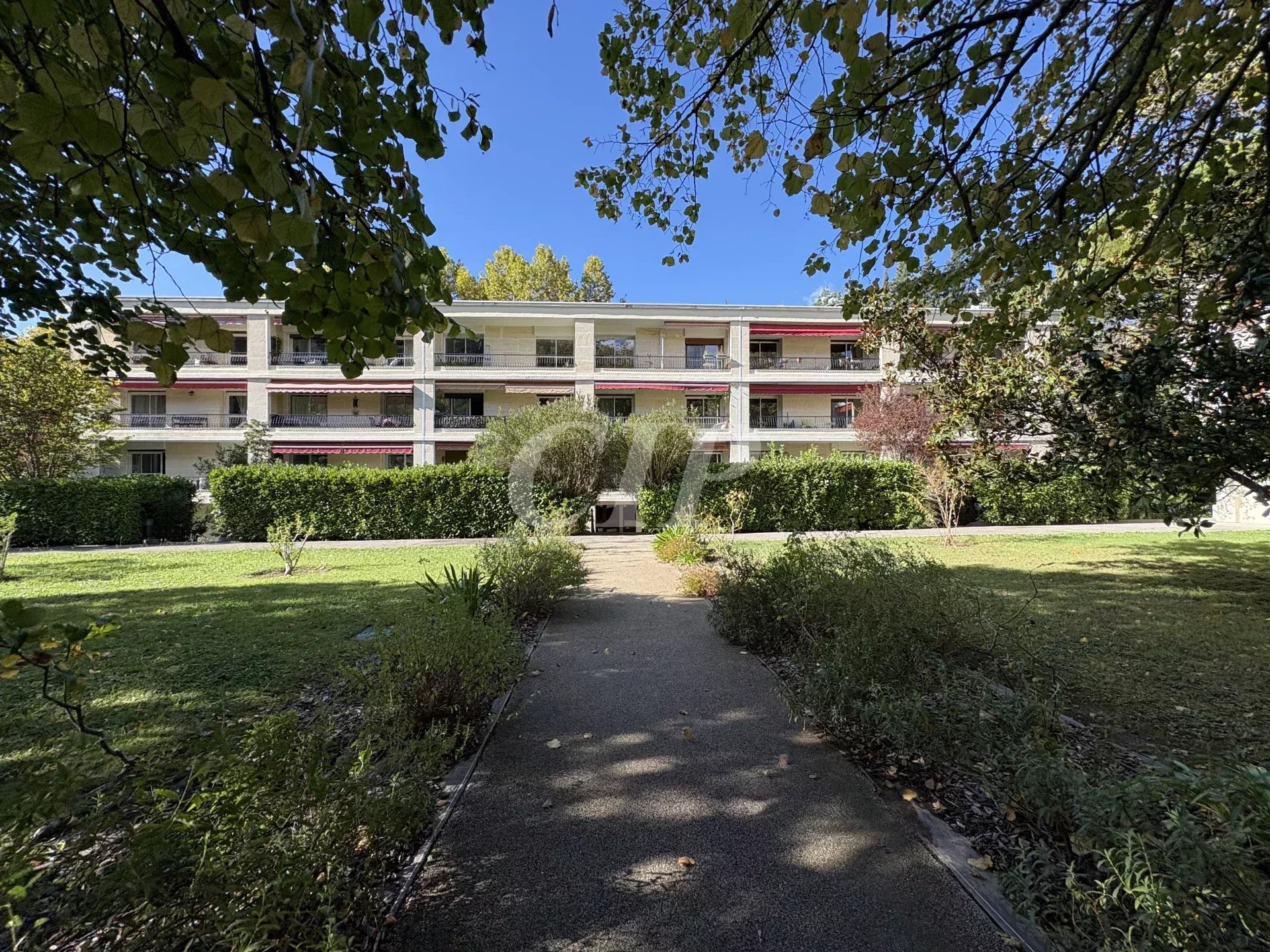 APPARTEMENT DE TYPE 3 Quartier bibemus
