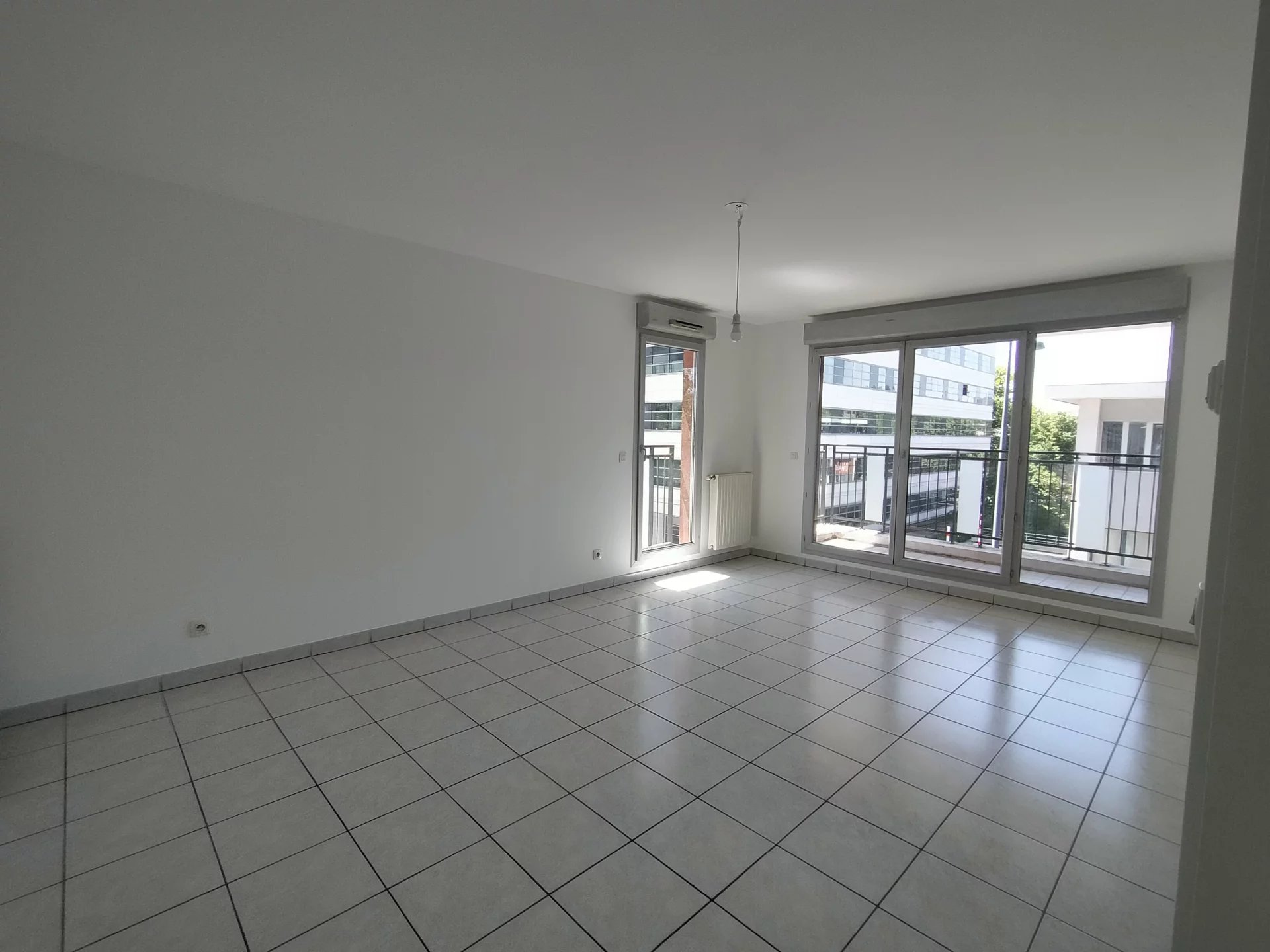 85855572 Location Villeurbanne