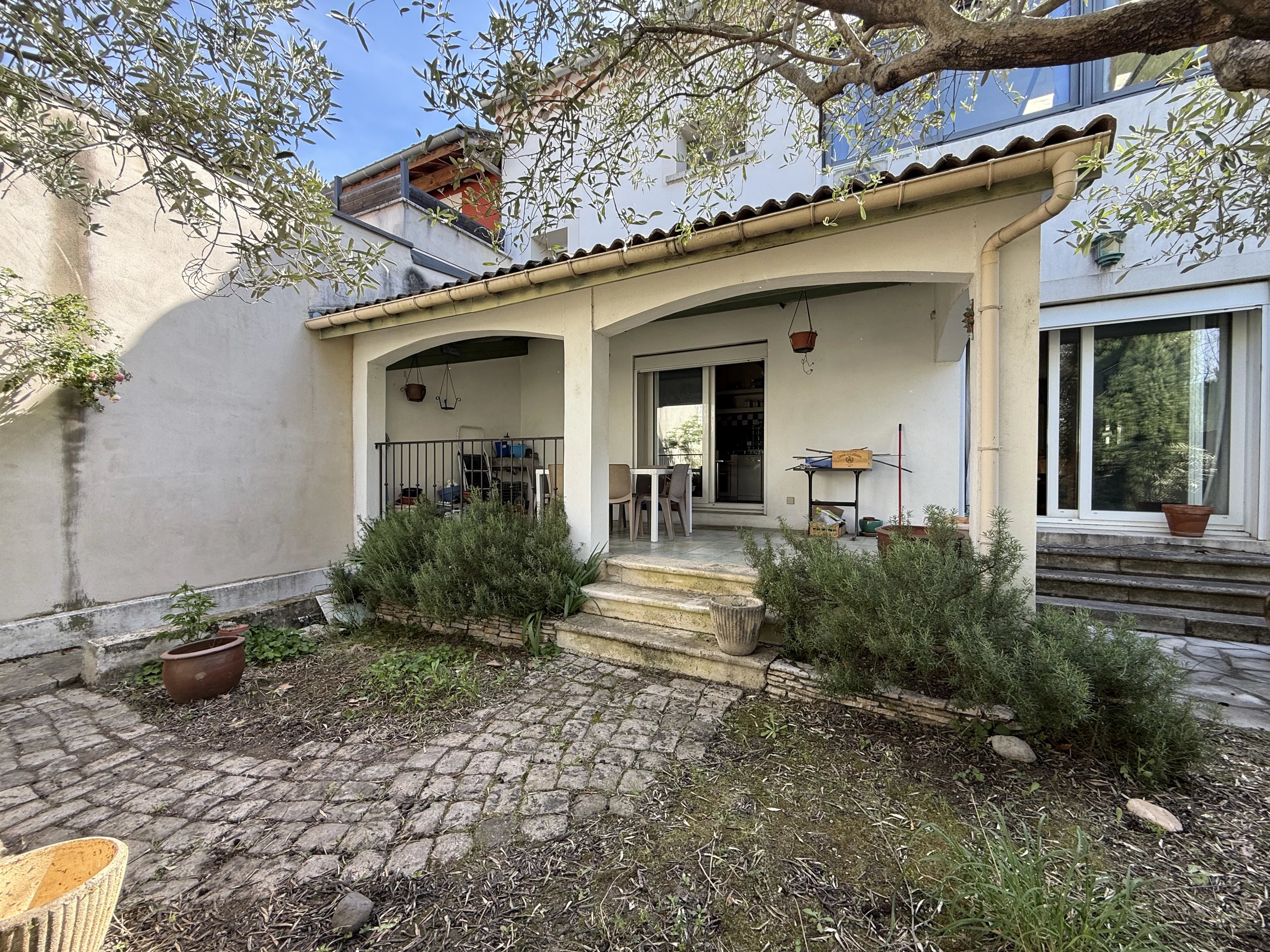 Agence immobilière de 