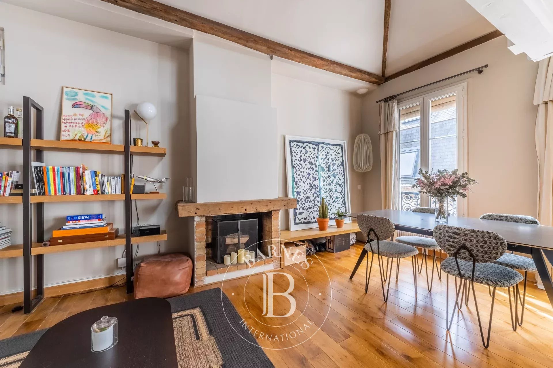 Daire Paris 4ème - picture 5