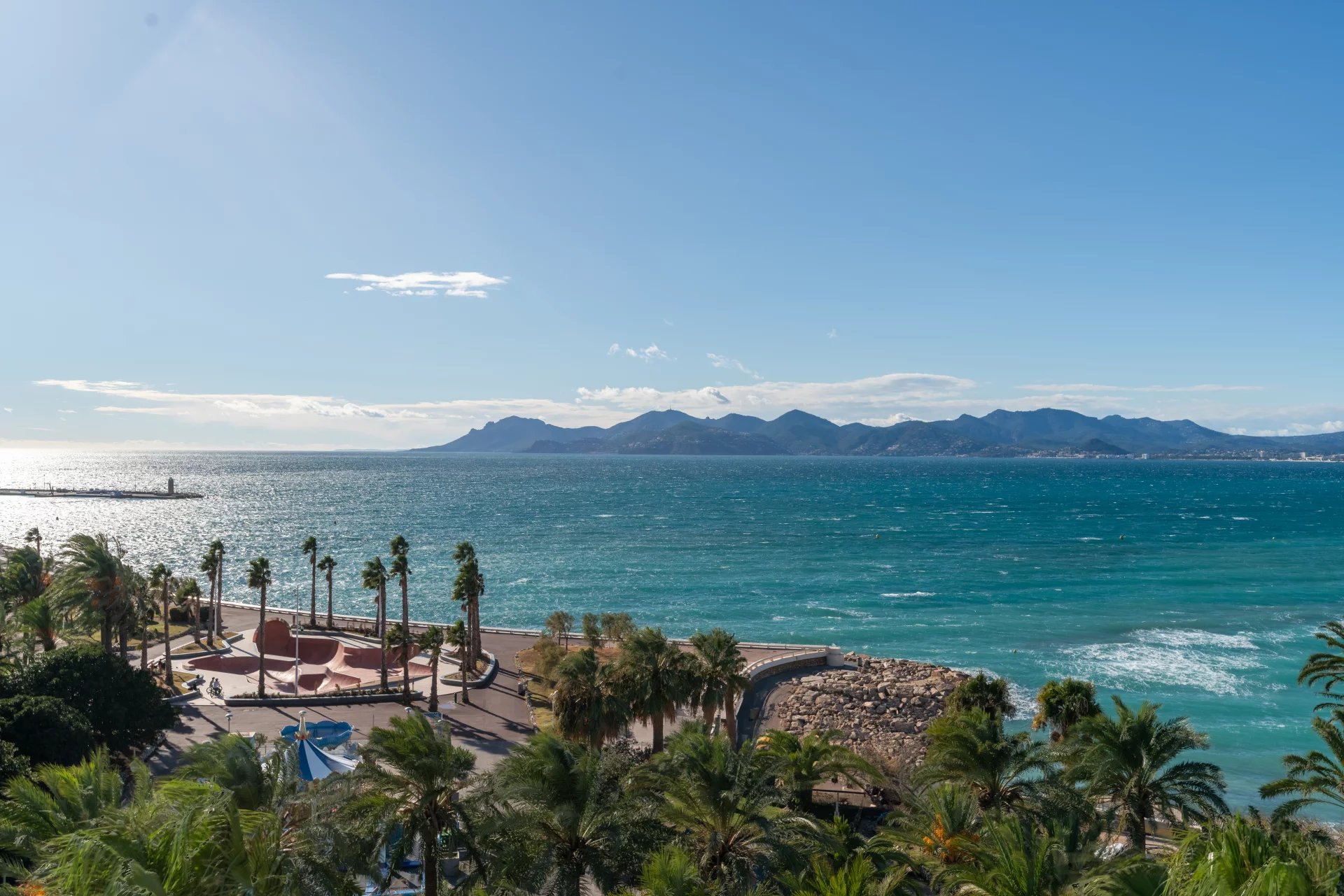 Qlistings - 2 Bedrooms - Apartment - Alpes-Maritimes - For Sale - 9860 Property Image