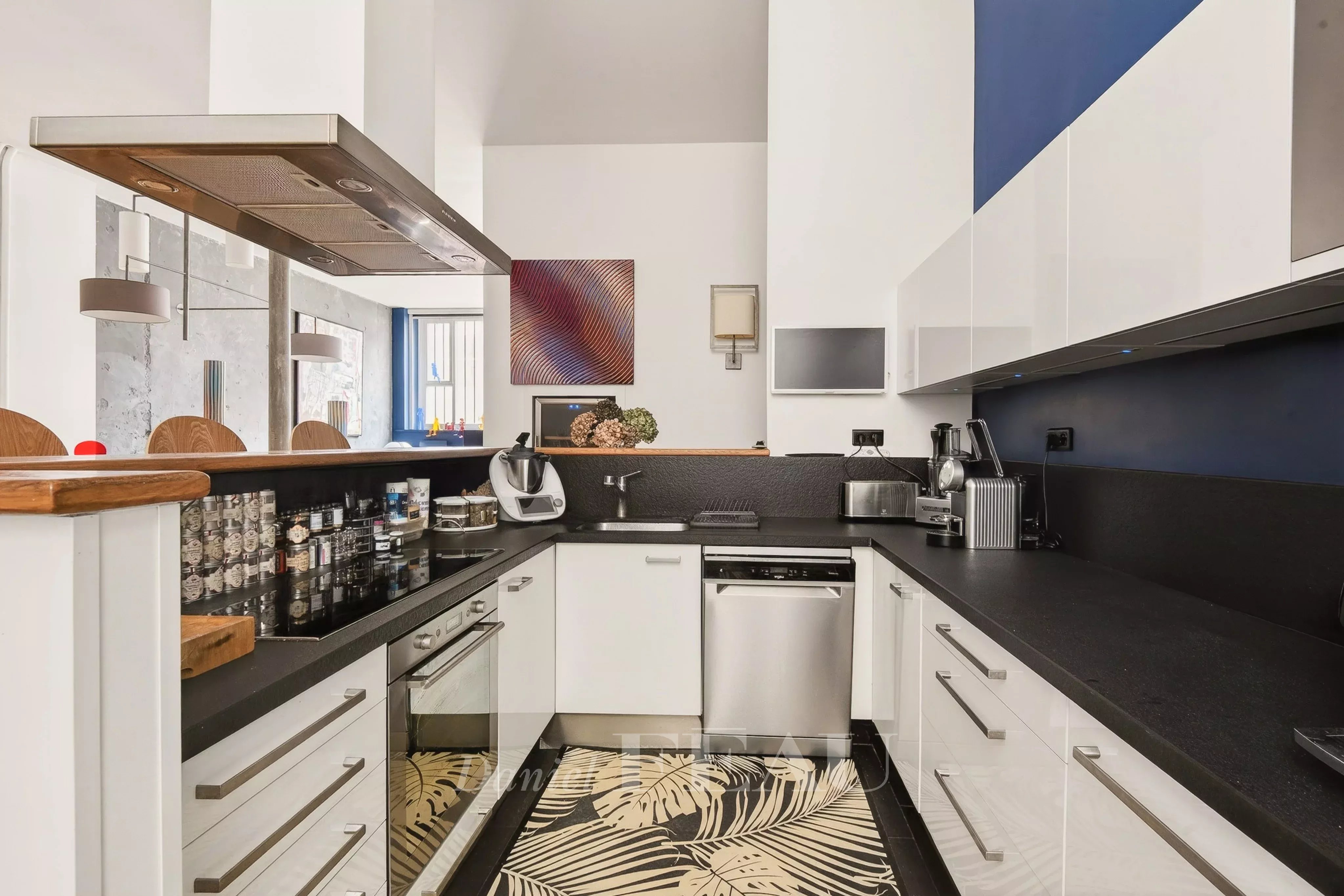 Sale Apartment Paris 11th