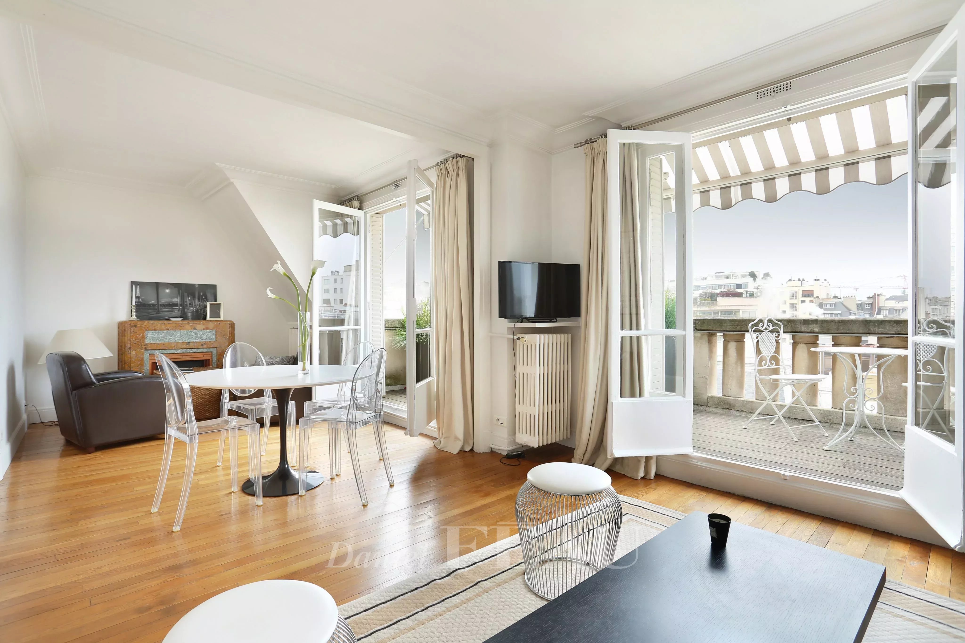 Rental Apartment Paris 16th