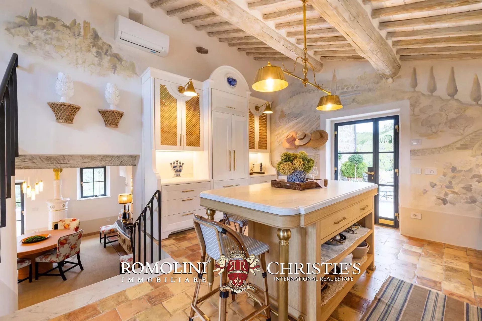 4 Bedroom Villa/Townhouse's Image 24