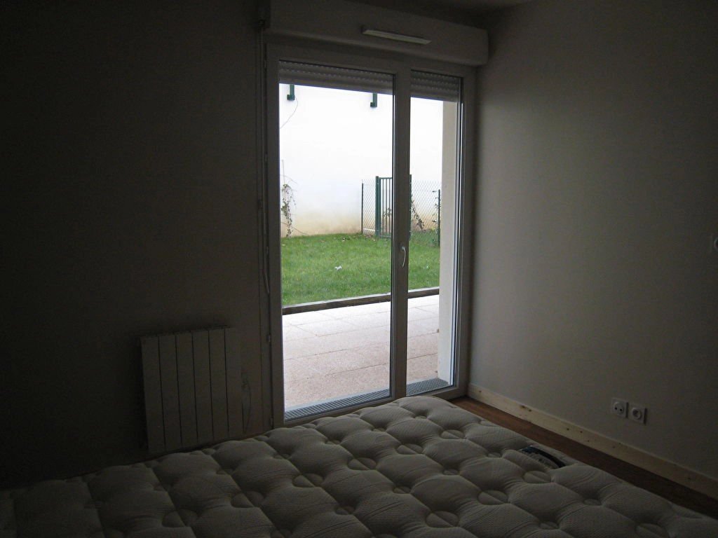 511802 Location Oullins