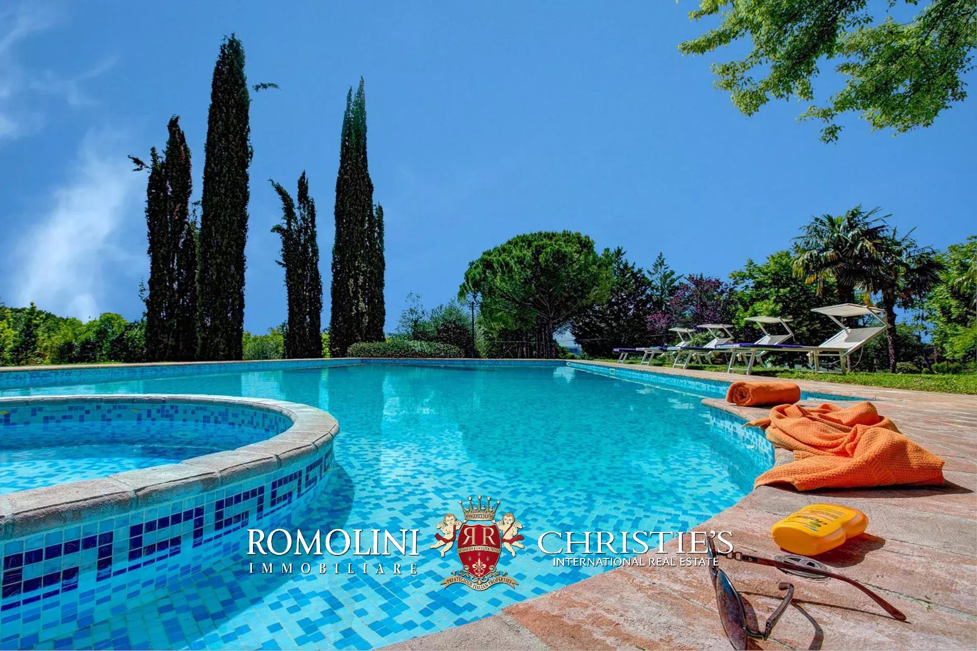 5 Bedroom Villa/Townhouse's Image 9