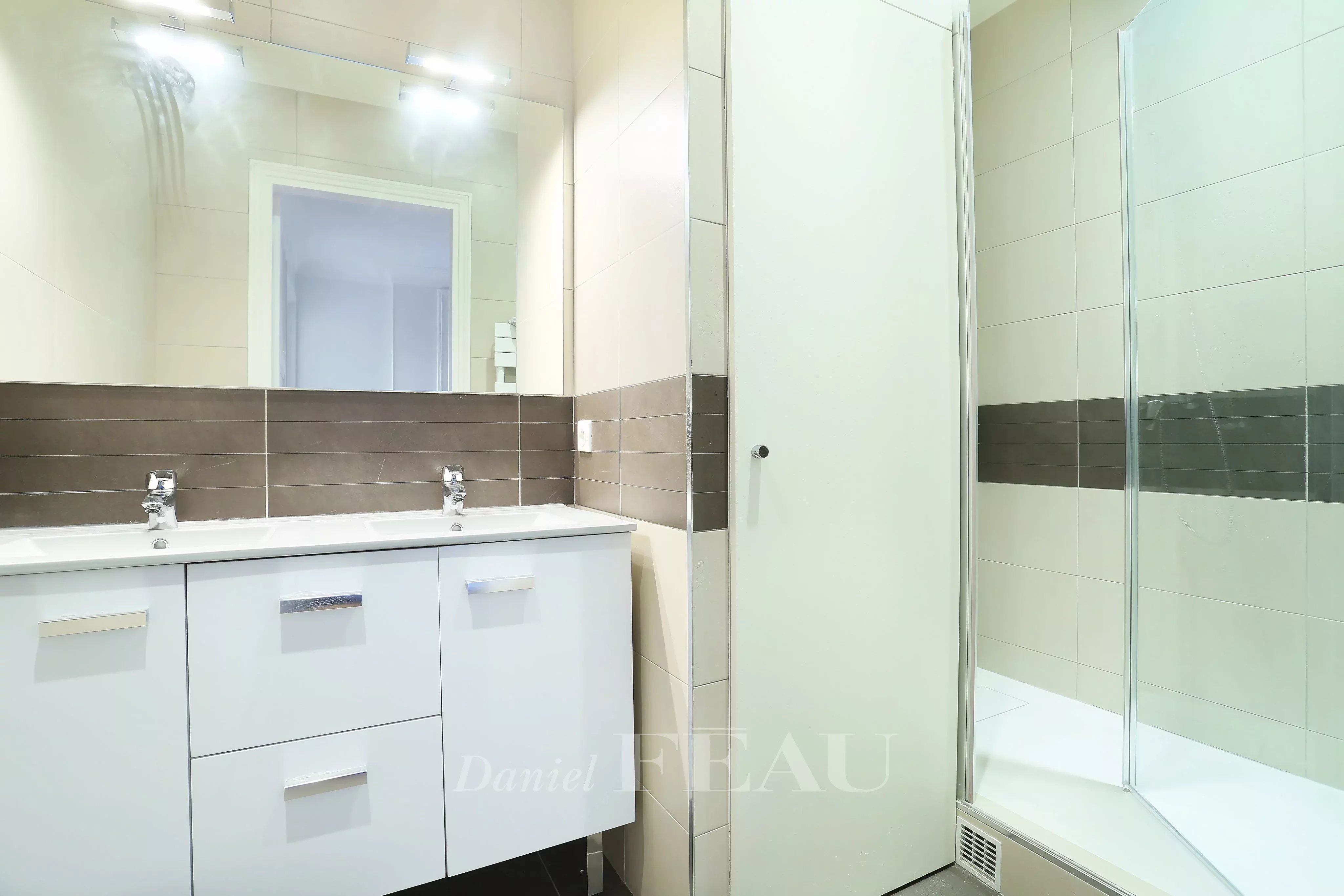 Rental Apartment Paris 16th