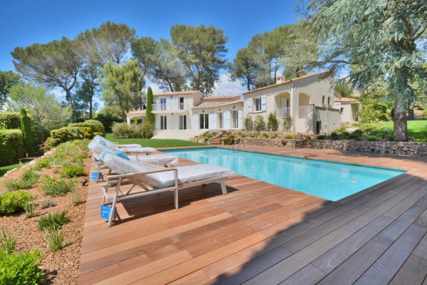 Biot - Provençal villa with pool for sale — photo 5