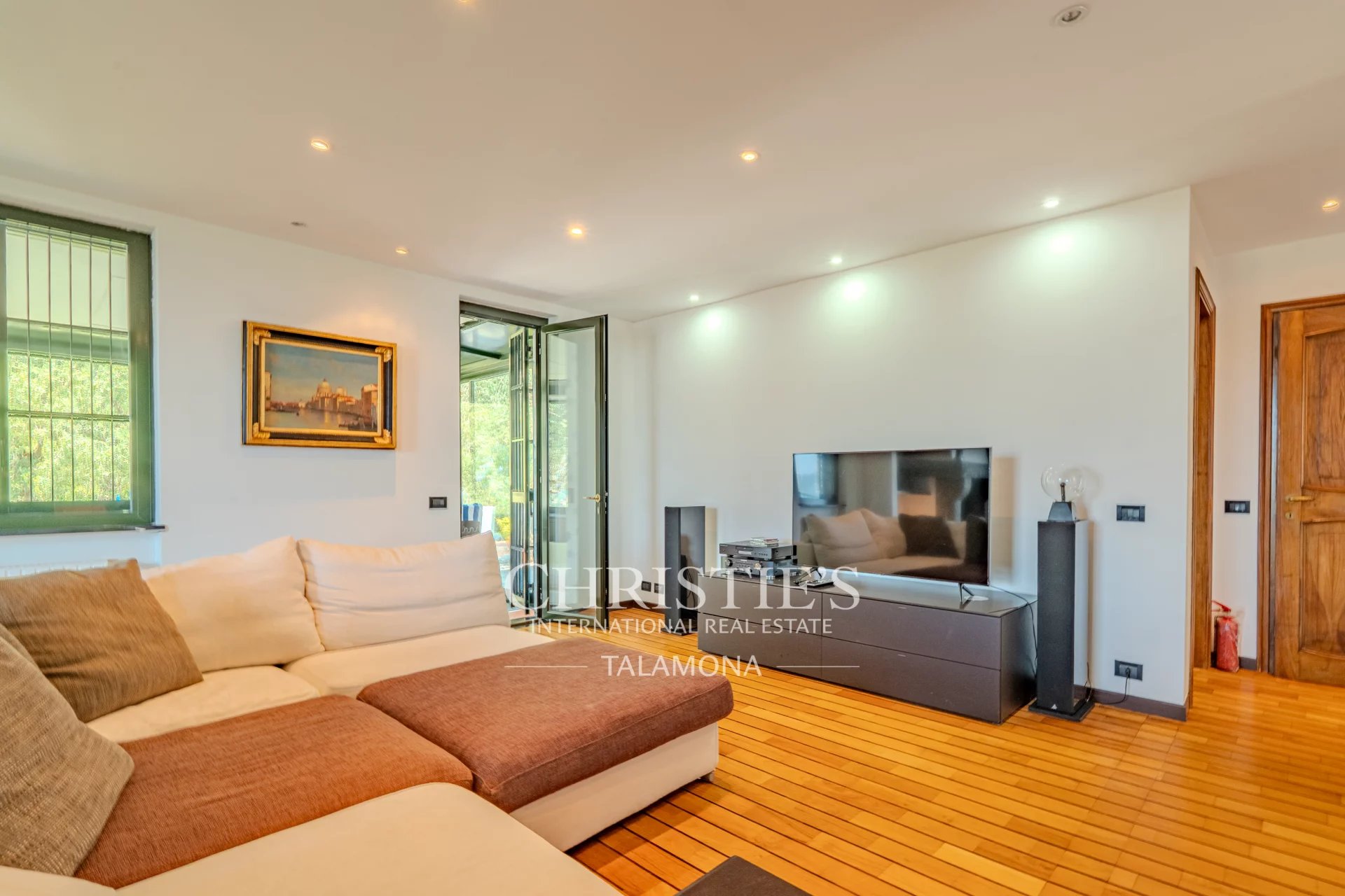 Villa/Townhouse's Image 14