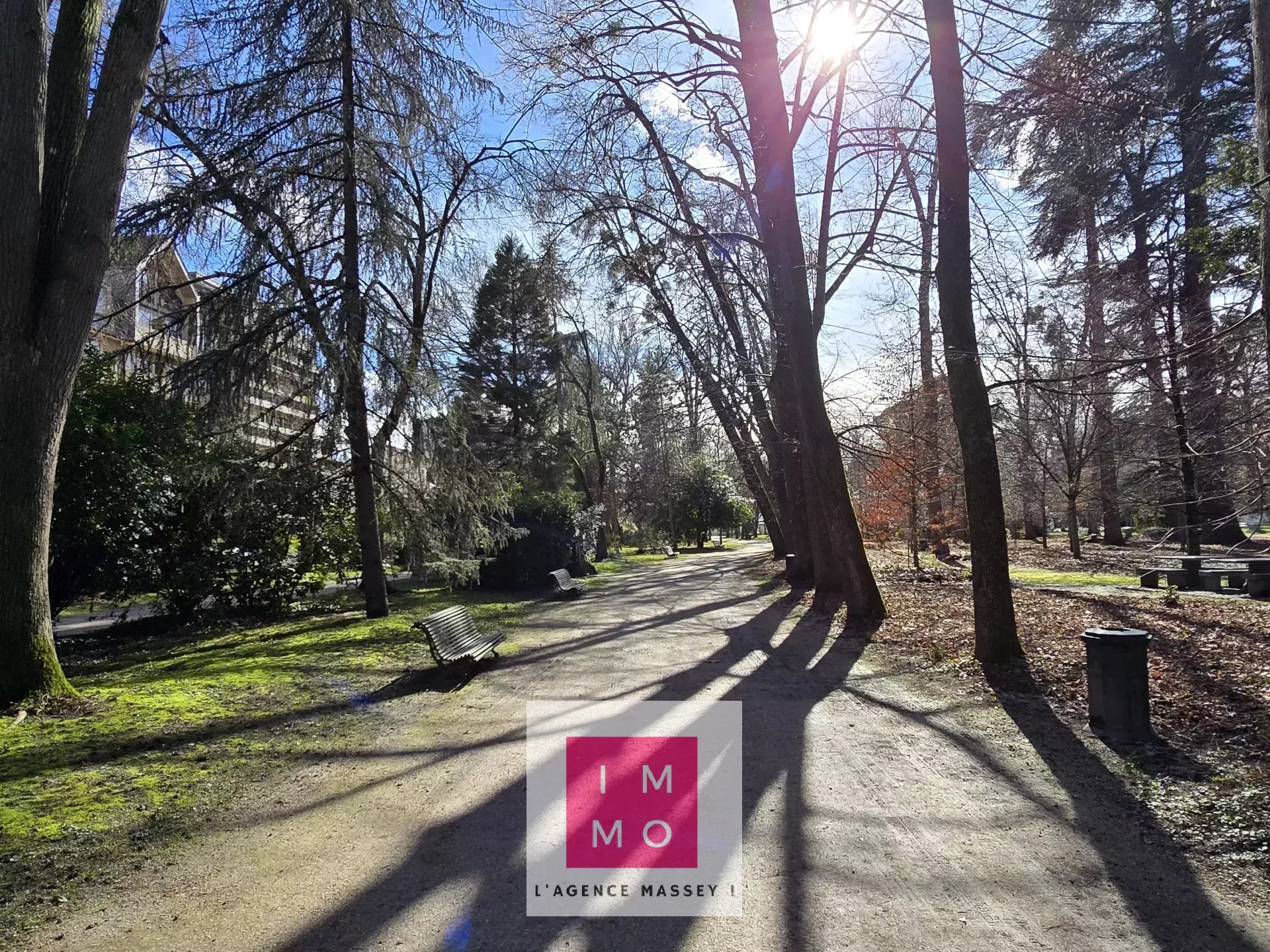 Agence immobilière de 