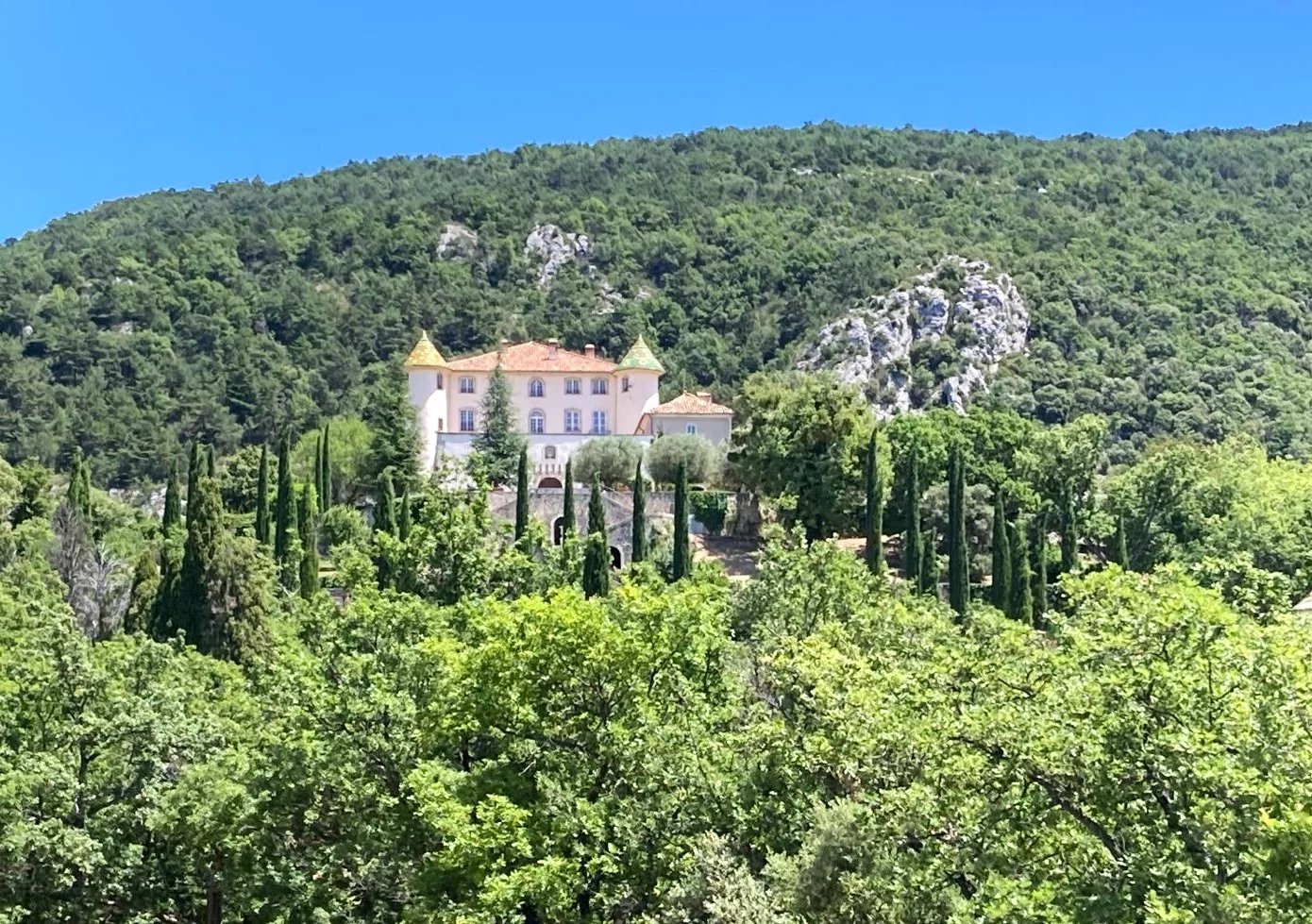Sale Castle Aiguines