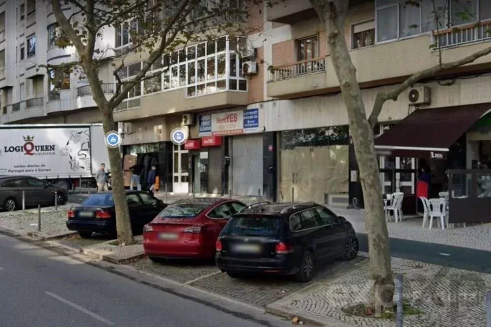 Loja ampla terrea  Muito Central