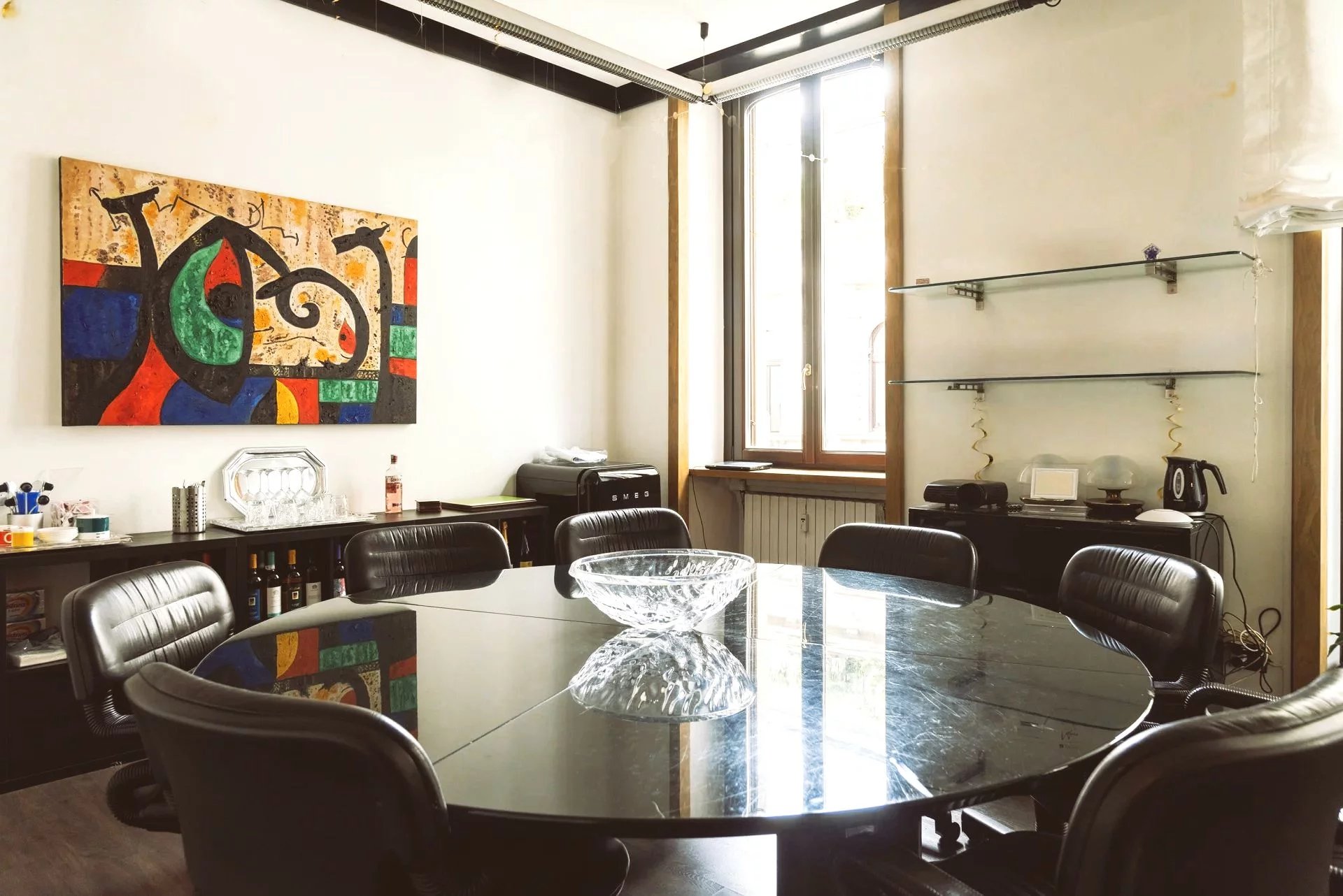 Eleganza e Centralità: Ufficio di Rappresentanza