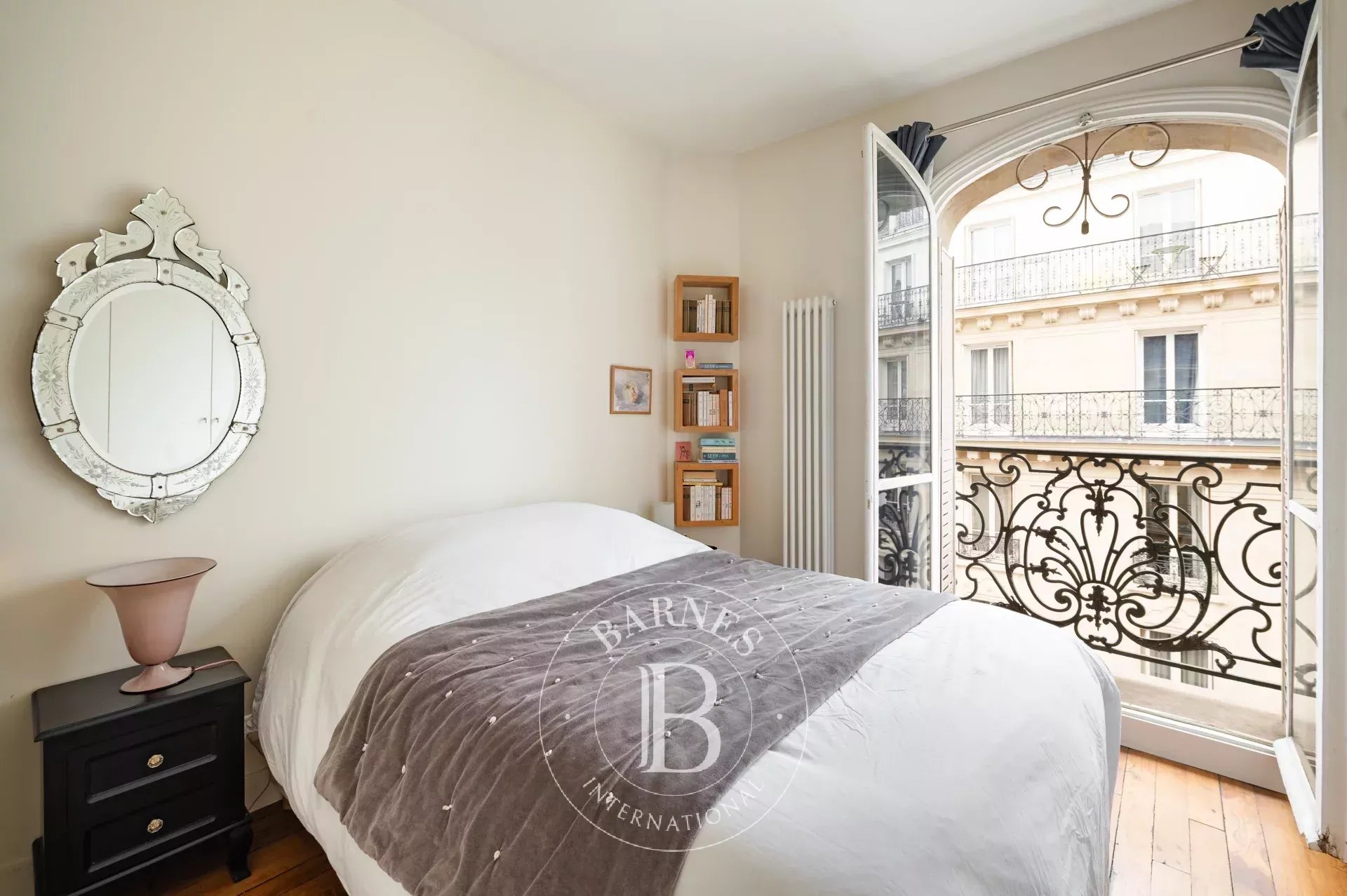 Daire Paris 18ème - picture 6