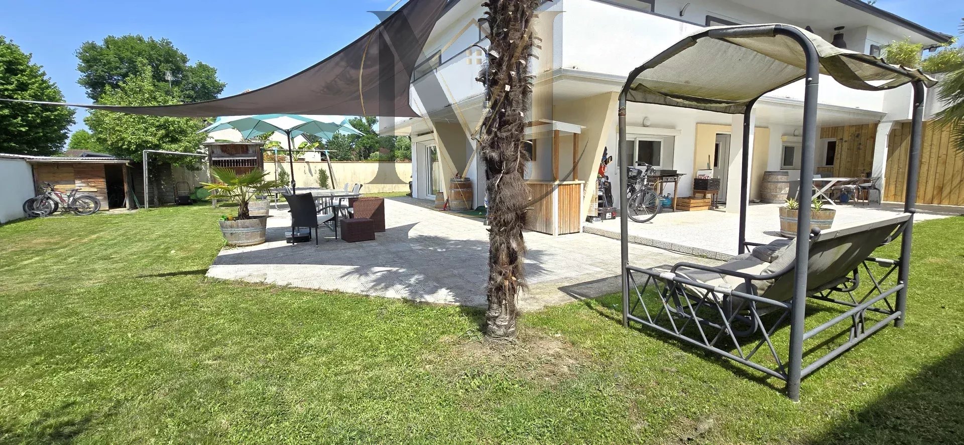 Agence immobilière de 