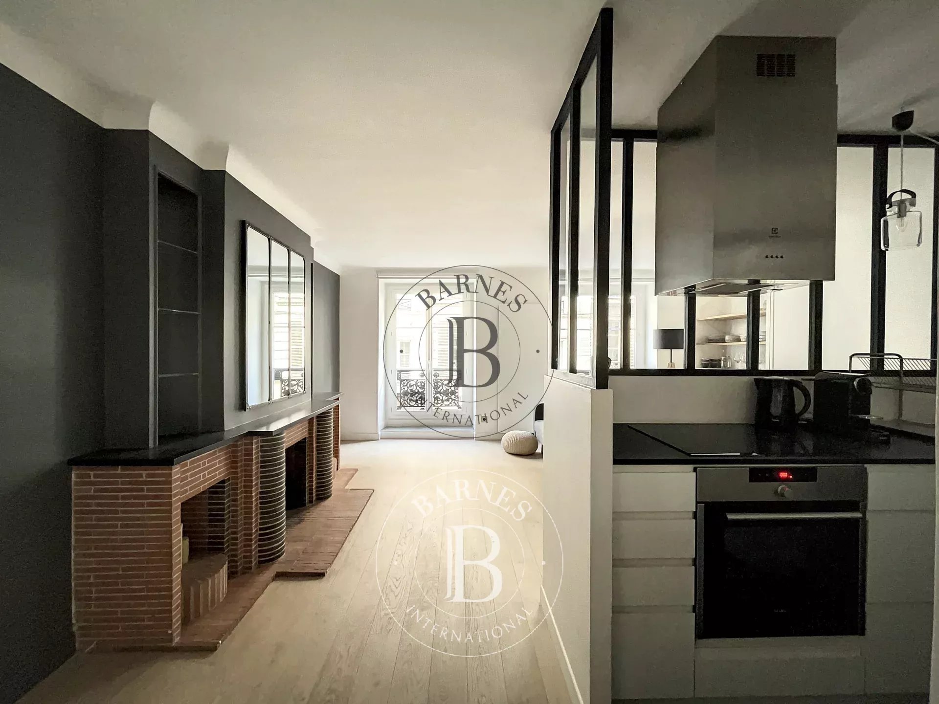 Daire Paris 8ème - picture 5