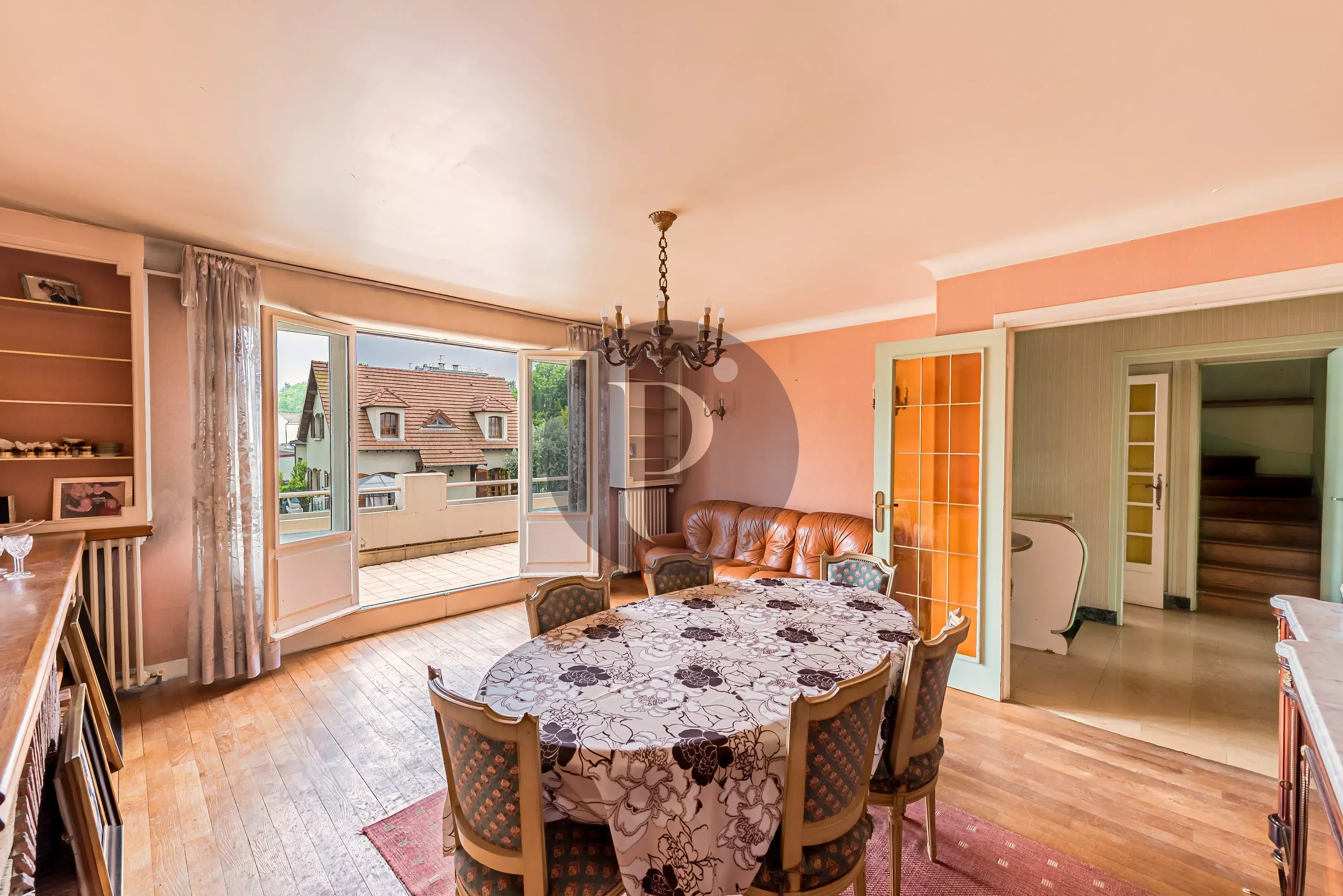 vente-maison-6-pieces-lhay-les-roses-86990436