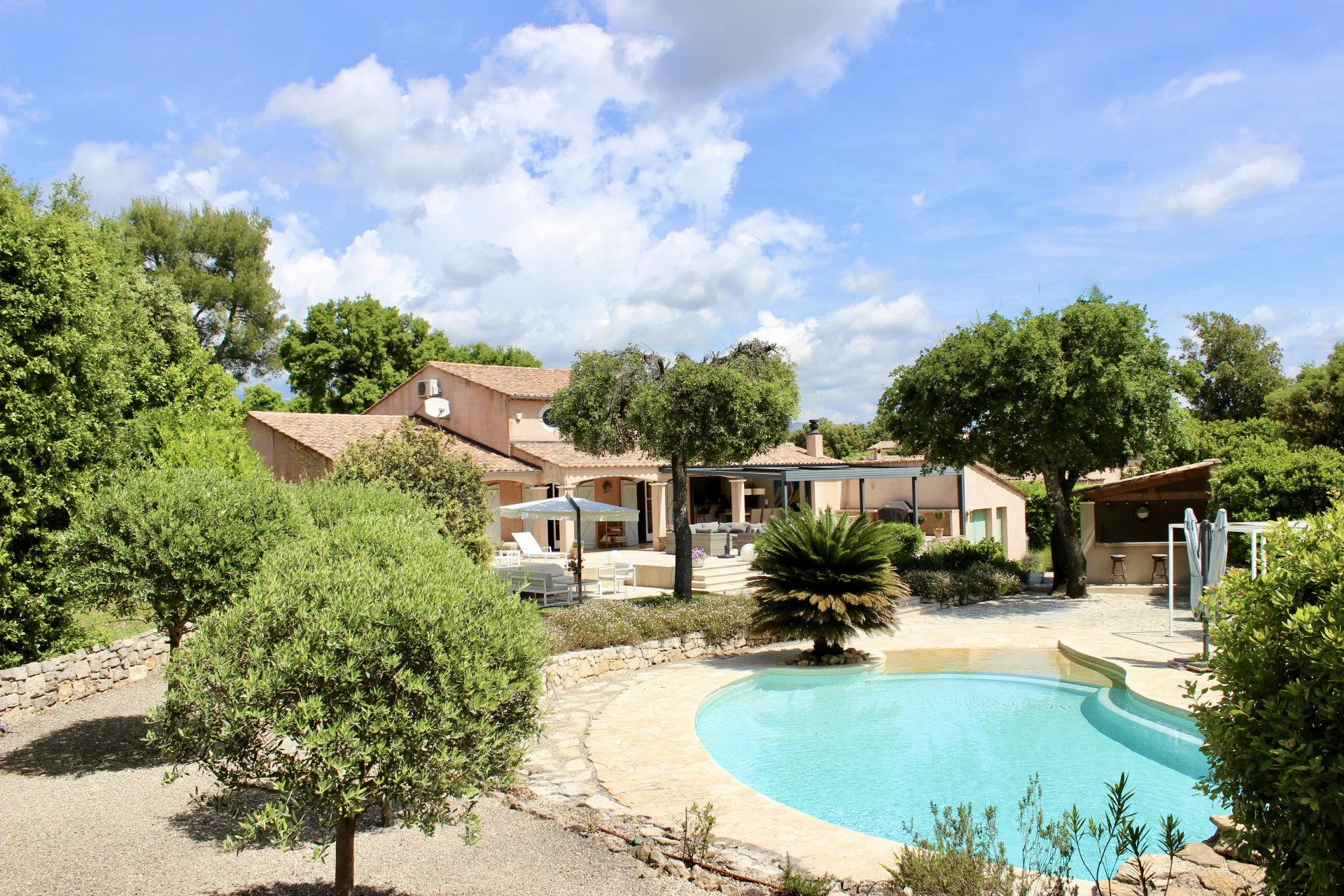 Perfect family home – Valbonne