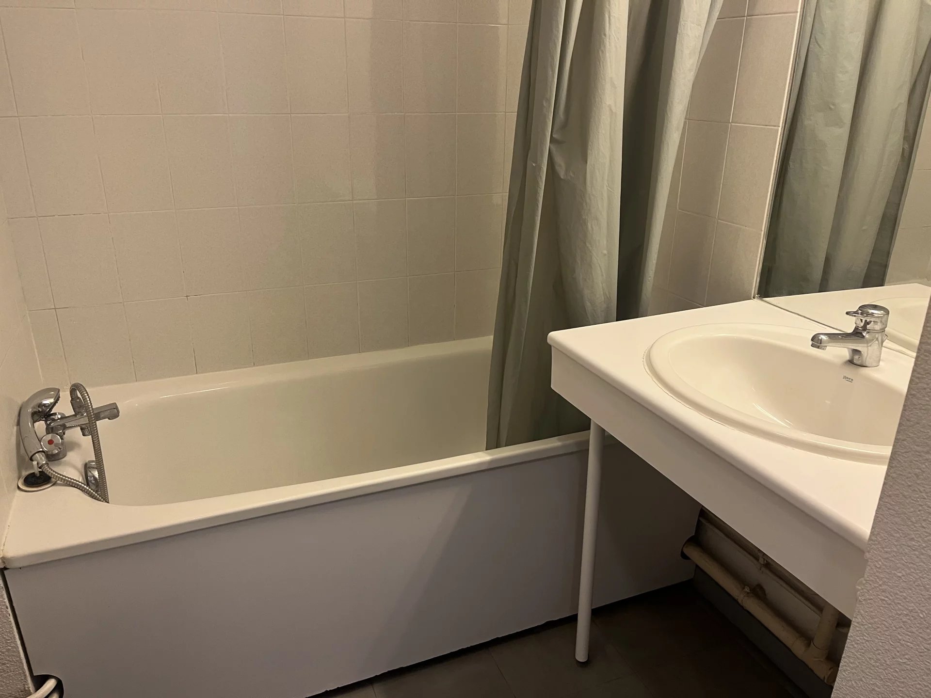 3979862 Location Lyon 7ème