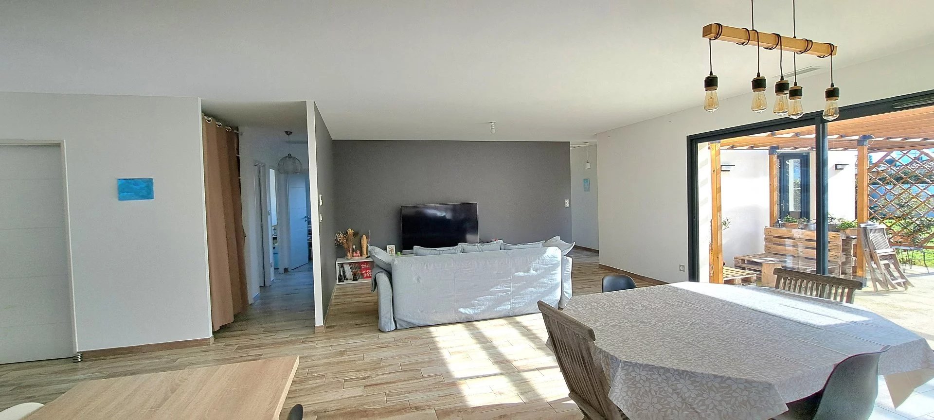 Le Grau d'Agde 34300 à 700m de la plage au calme d'une impasse Villa de pièces de plain-pied sur 693m² de terrain